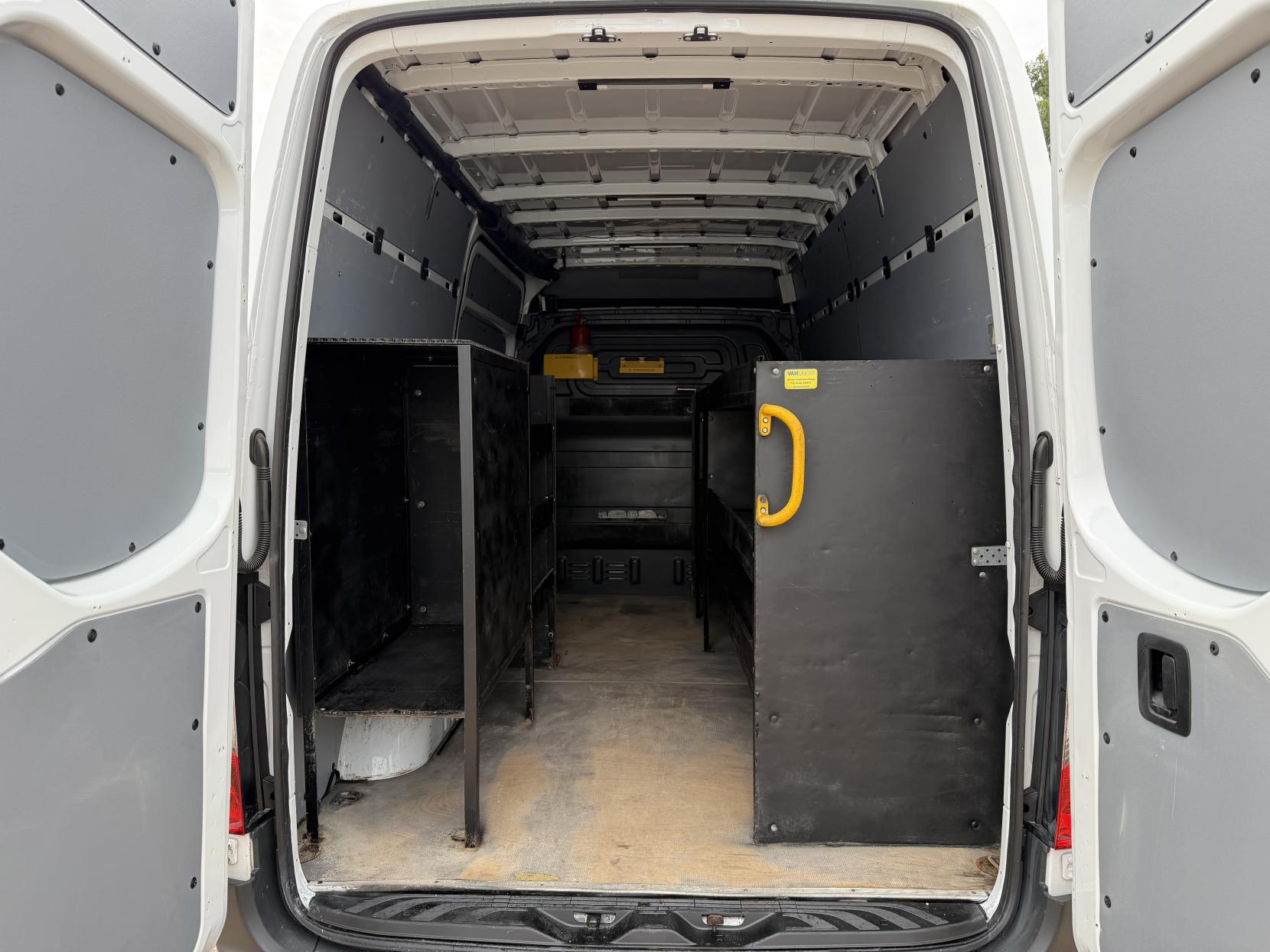 2020 Mercedes-Benz Sprinter 2.1 316 CDI Panel Van 5dr Diesel Manual RWD L2 H2 Euro 6 (163 ps) - Thumbnail 3