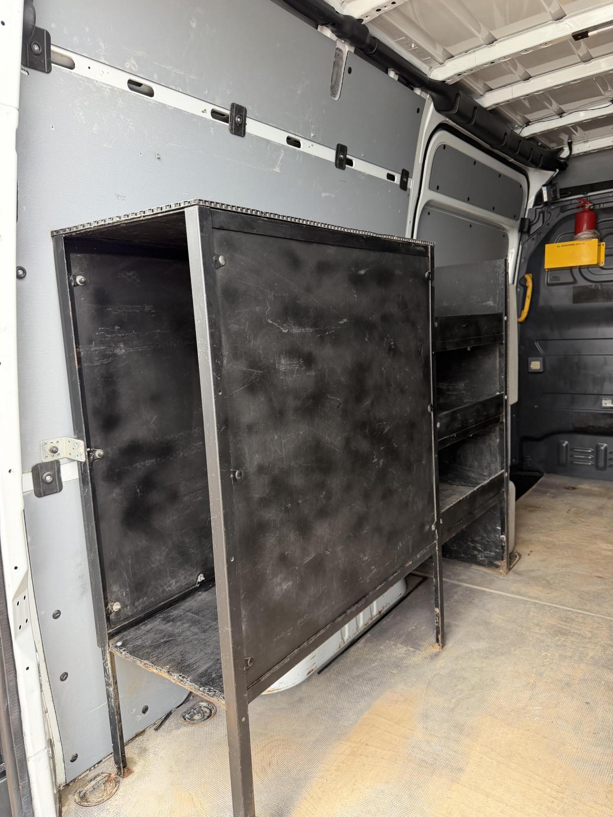 2020 Mercedes-Benz Sprinter 2.1 316 CDI Panel Van 5dr Diesel Manual RWD L2 H2 Euro 6 (163 ps) - Thumbnail 47