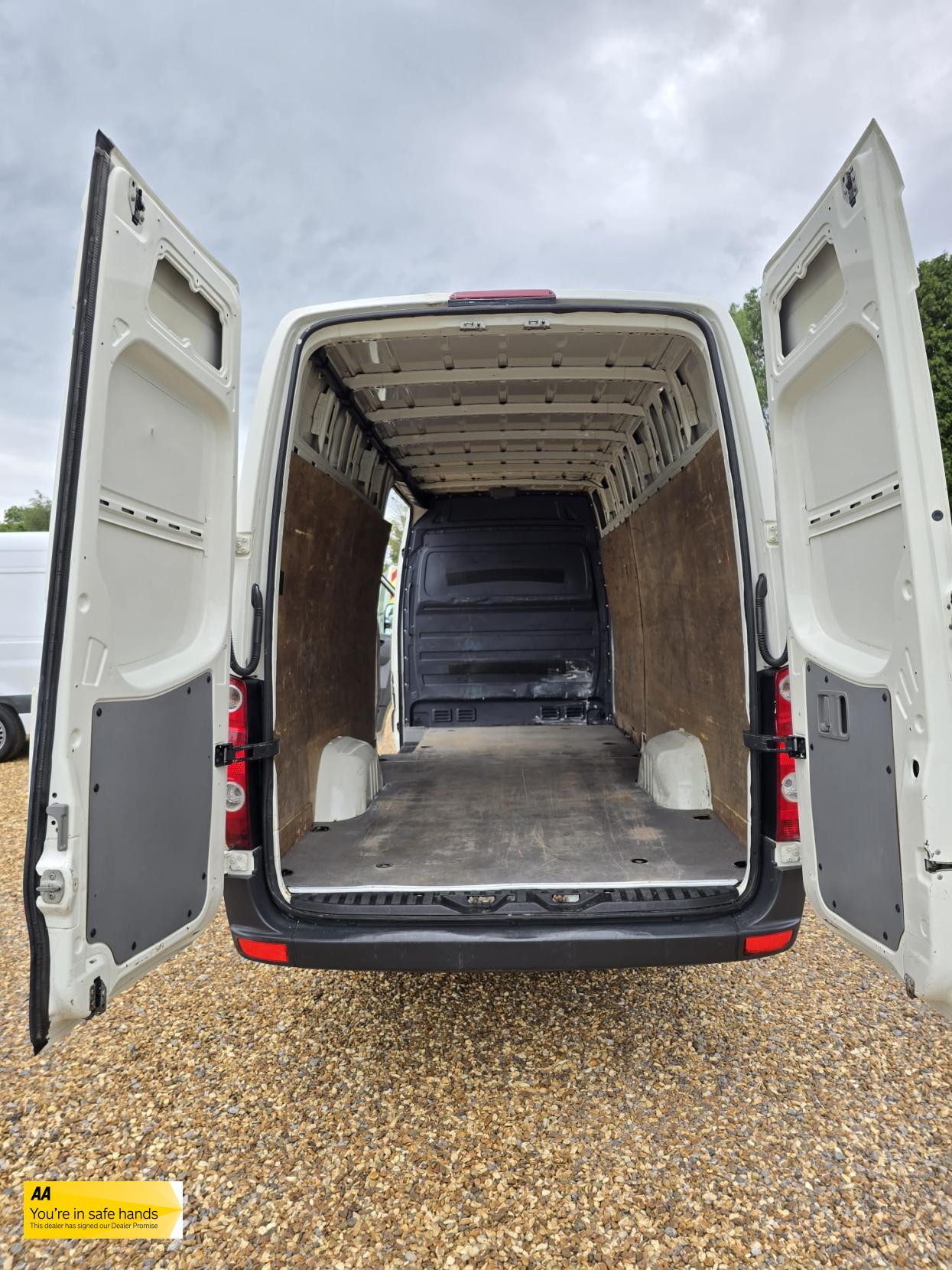 Volkswagen Crafter 2.5 BlueTDI CR35 Maxi Panel Van 4dr Diesel Manual RWD L3 H3 (107 bhp)