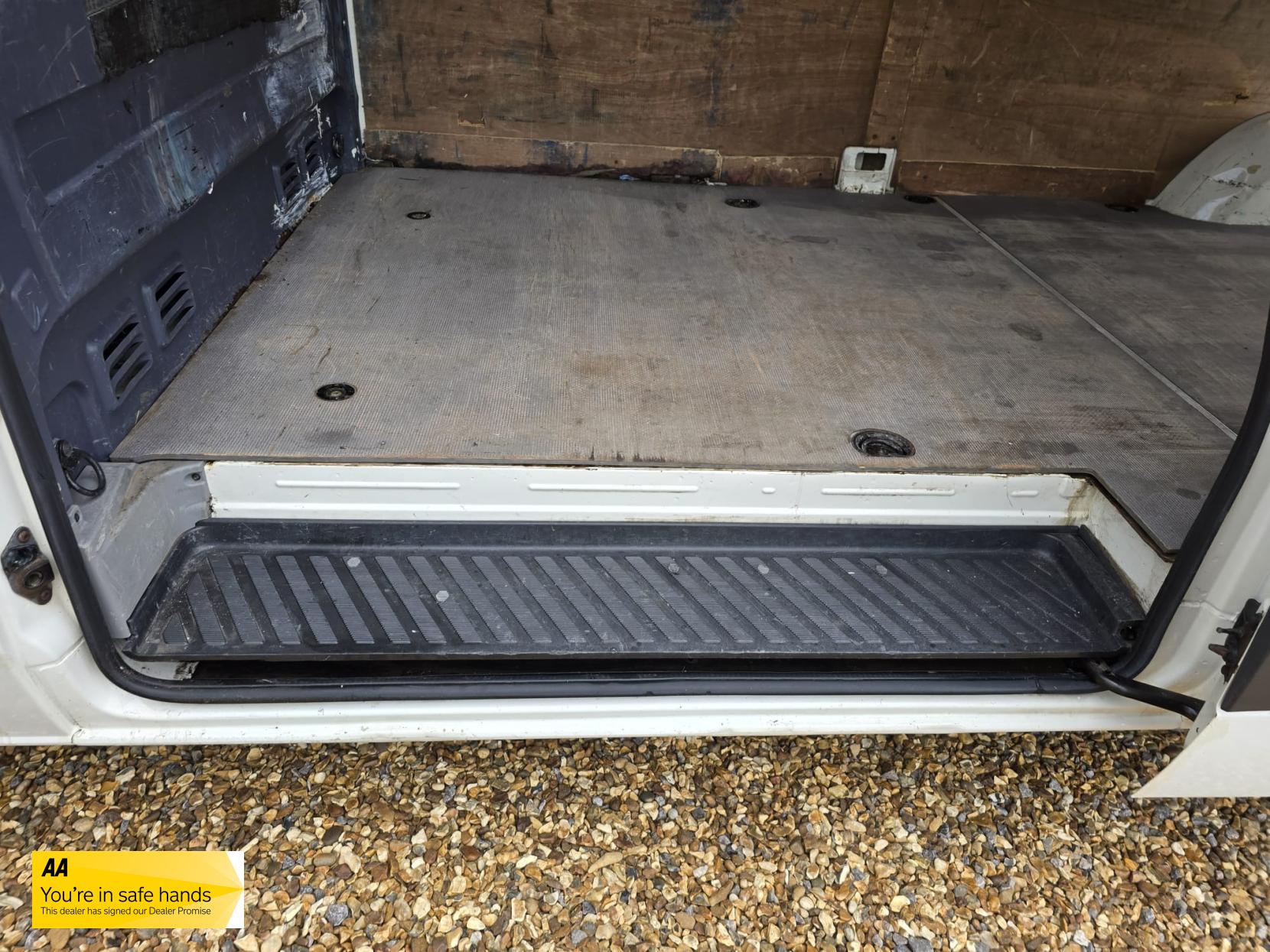 Volkswagen Crafter 2.5 BlueTDI CR35 Maxi Panel Van 4dr Diesel Manual RWD L3 H3 (107 bhp)