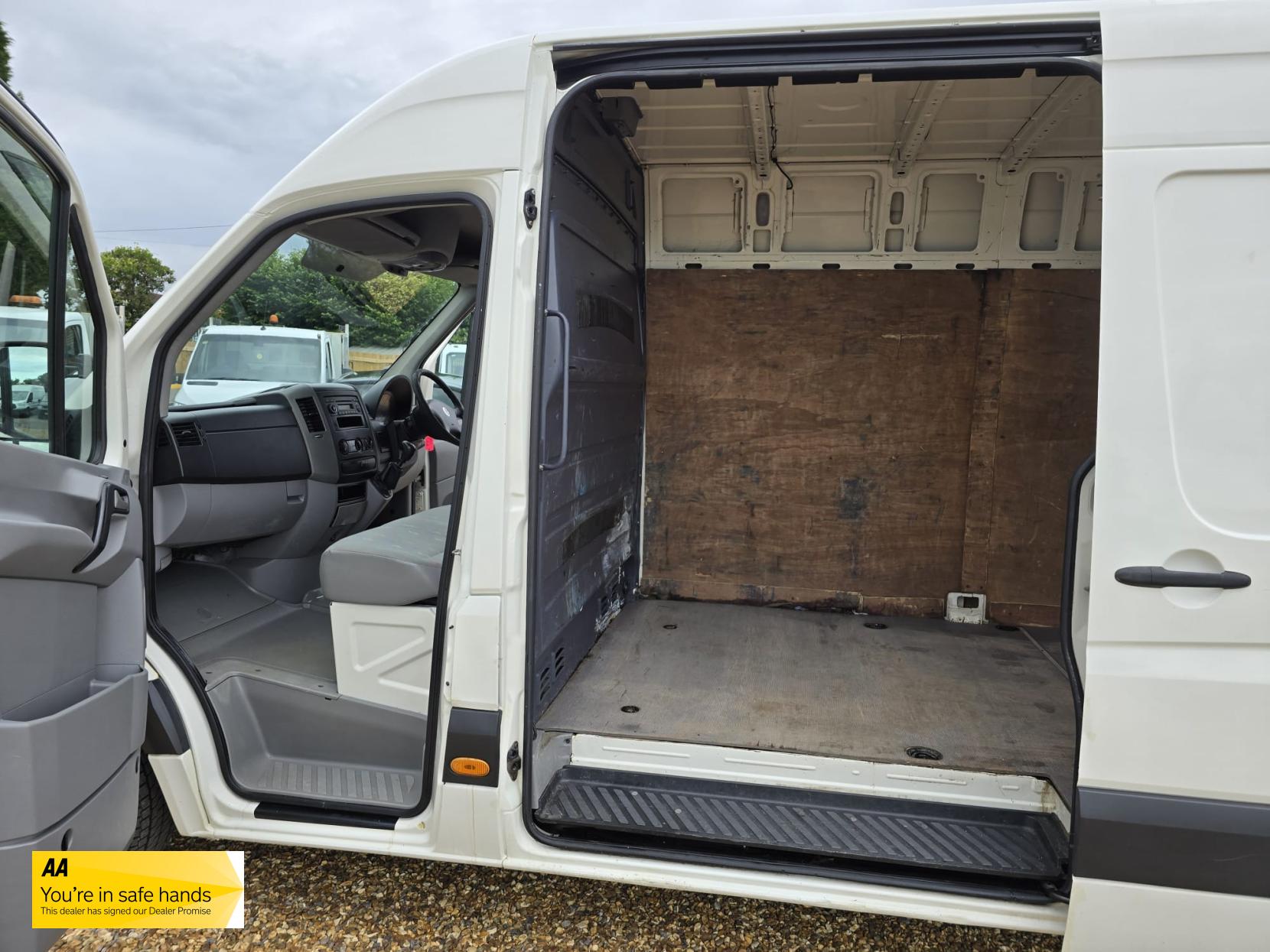 Volkswagen Crafter 2.5 BlueTDI CR35 Maxi Panel Van 4dr Diesel Manual RWD L3 H3 (107 bhp)