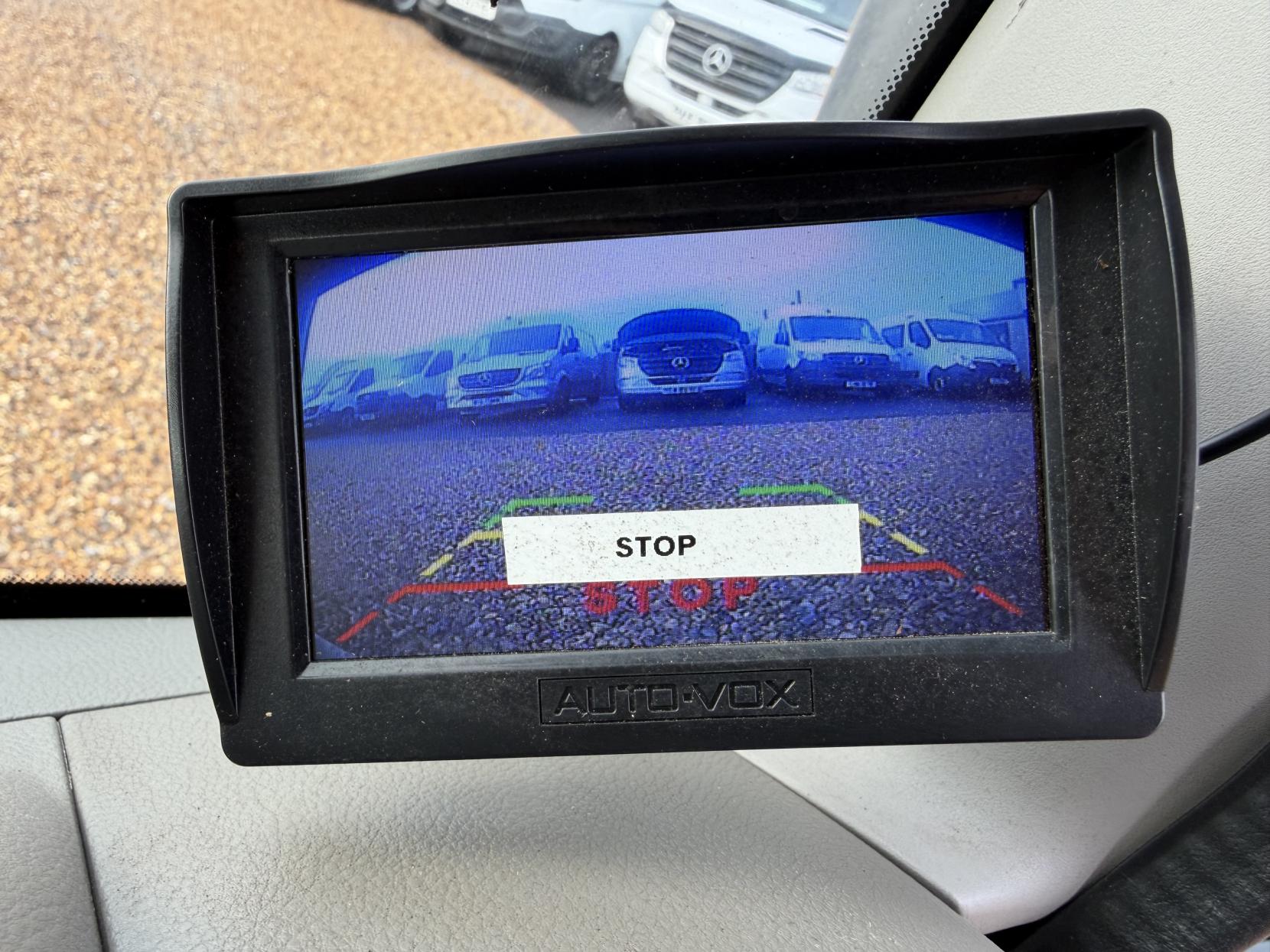 Nissan NT400 Cabstar 2.5 dCi 35.14 Chassis Cab 2dr Diesel Manual L3 (237 g/km, 136 bhp)