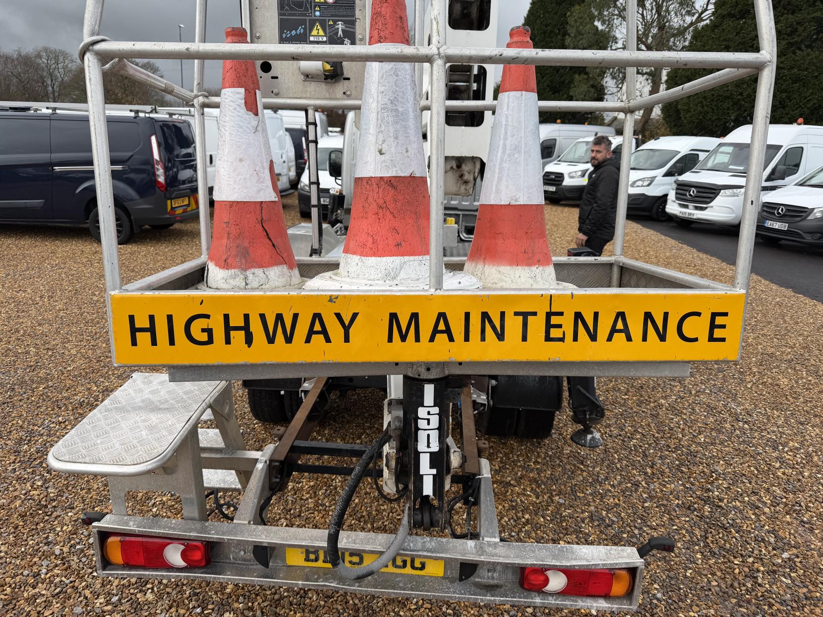 Nissan NT400 Cabstar 2.5 dCi 35.14 Chassis Cab 2dr Diesel Manual L3 (237 g/km, 136 bhp)