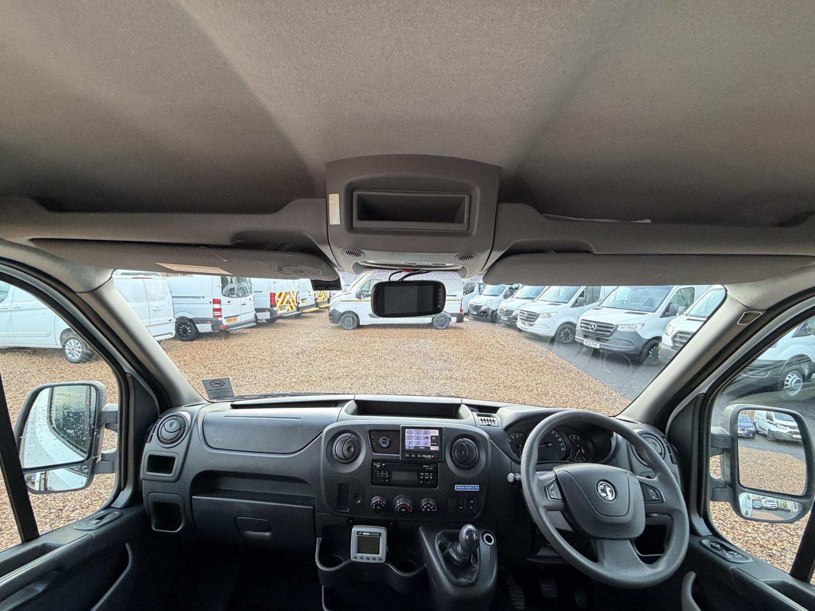 Vauxhall Movano 2.3 CDTi 3500 Panel Van 5dr Diesel Manual FWD L2 H2 Euro 6 (130 ps)