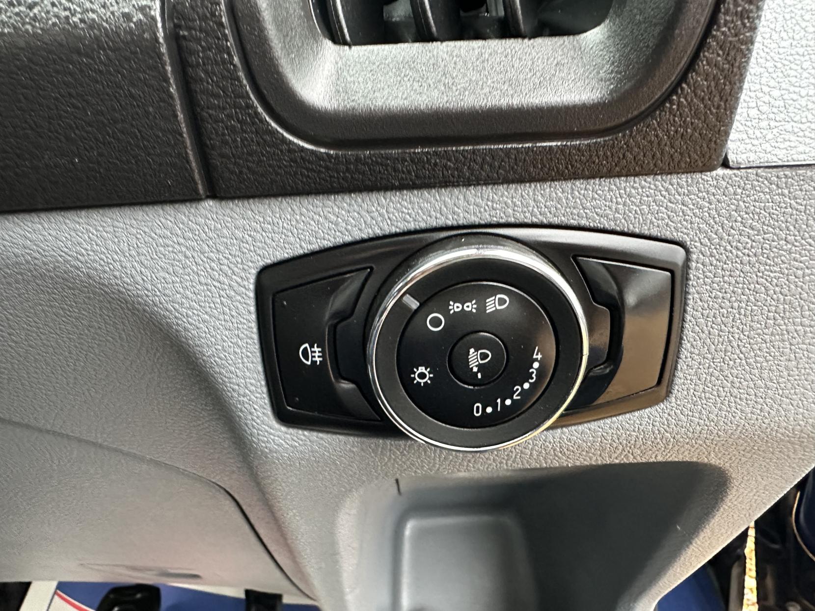 Ford Transit 2.2 TDCi 310 Panel Van 5dr Diesel Manual FWD L2 H2 Euro 5 (125 ps)