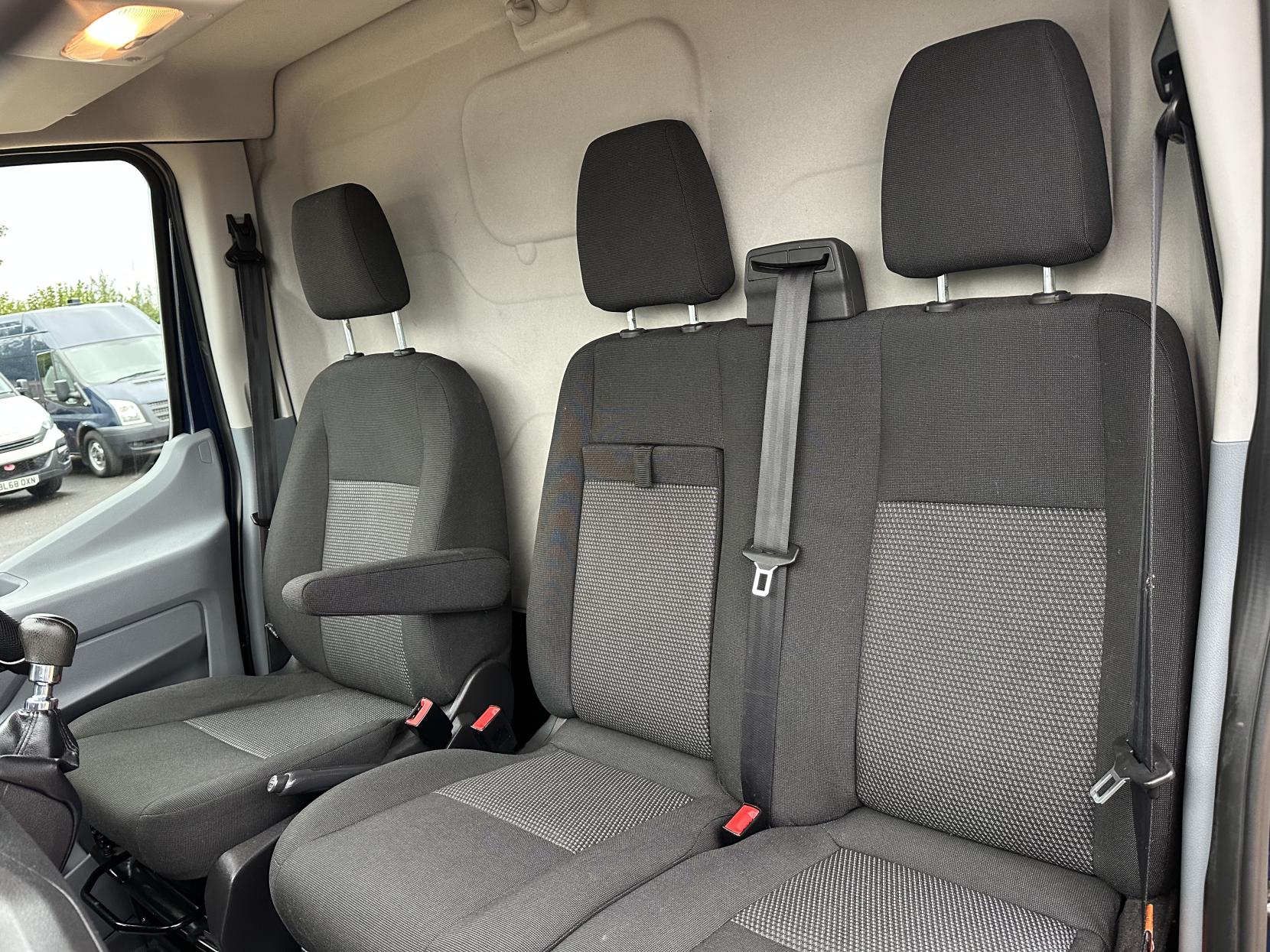Ford Transit 2.2 TDCi 310 Panel Van 5dr Diesel Manual FWD L2 H2 Euro 5 (125 ps)