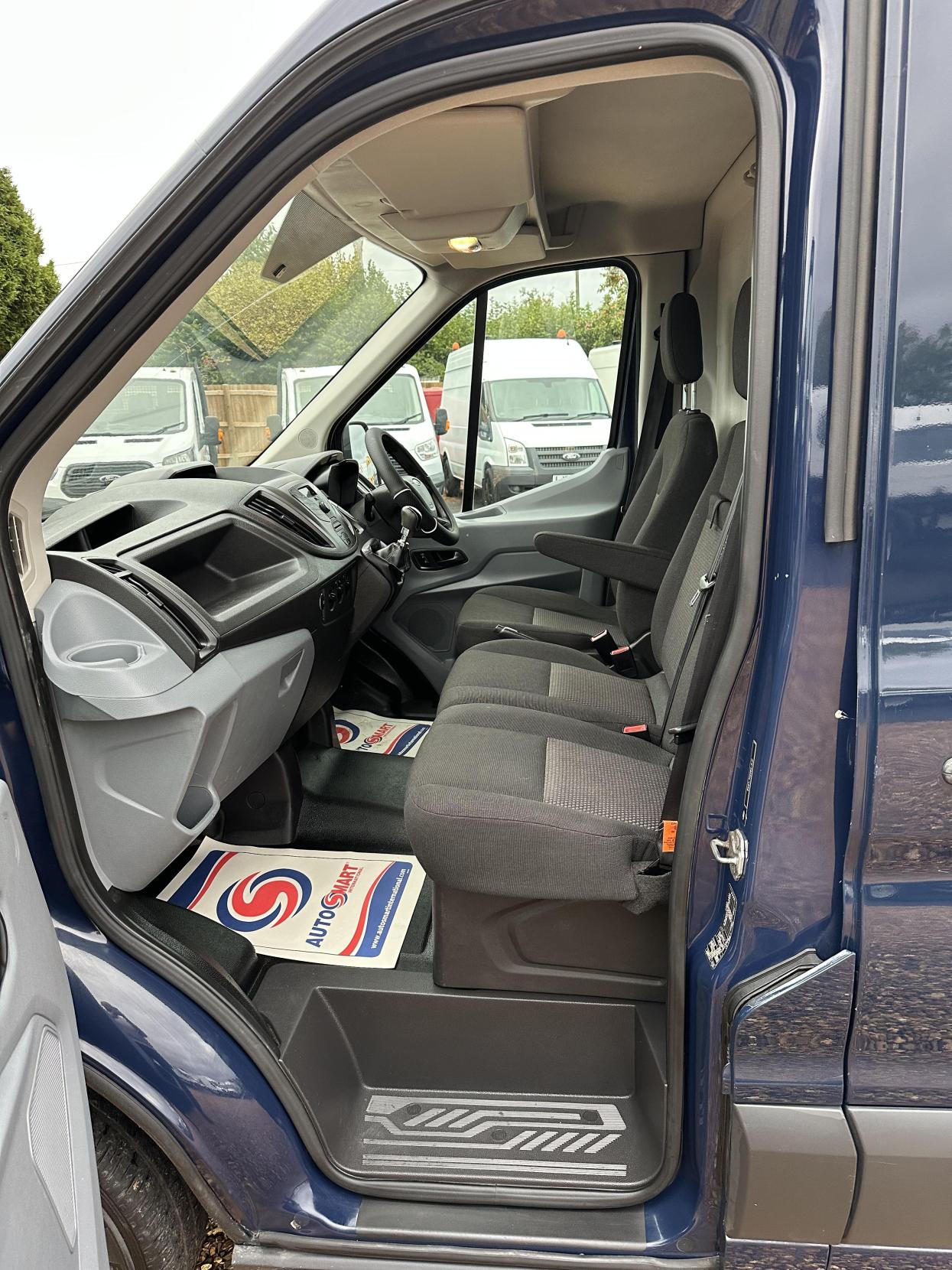 Ford Transit 2.2 TDCi 310 Panel Van 5dr Diesel Manual FWD L2 H2 Euro 5 (125 ps)