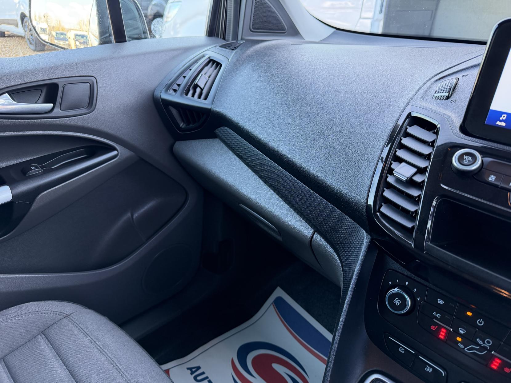 Ford Transit Connect 1.5 250 EcoBlue Limited Panel Van 5dr Diesel Manual L2 Euro 6 (s/s) (120 ps)