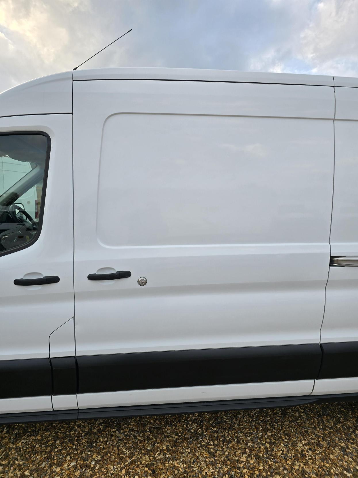 Ford Transit 2.0 350 EcoBlue Leader Panel Van 5dr Diesel Manual FWD L3 H2 Euro 6 (s/s) (130 ps)