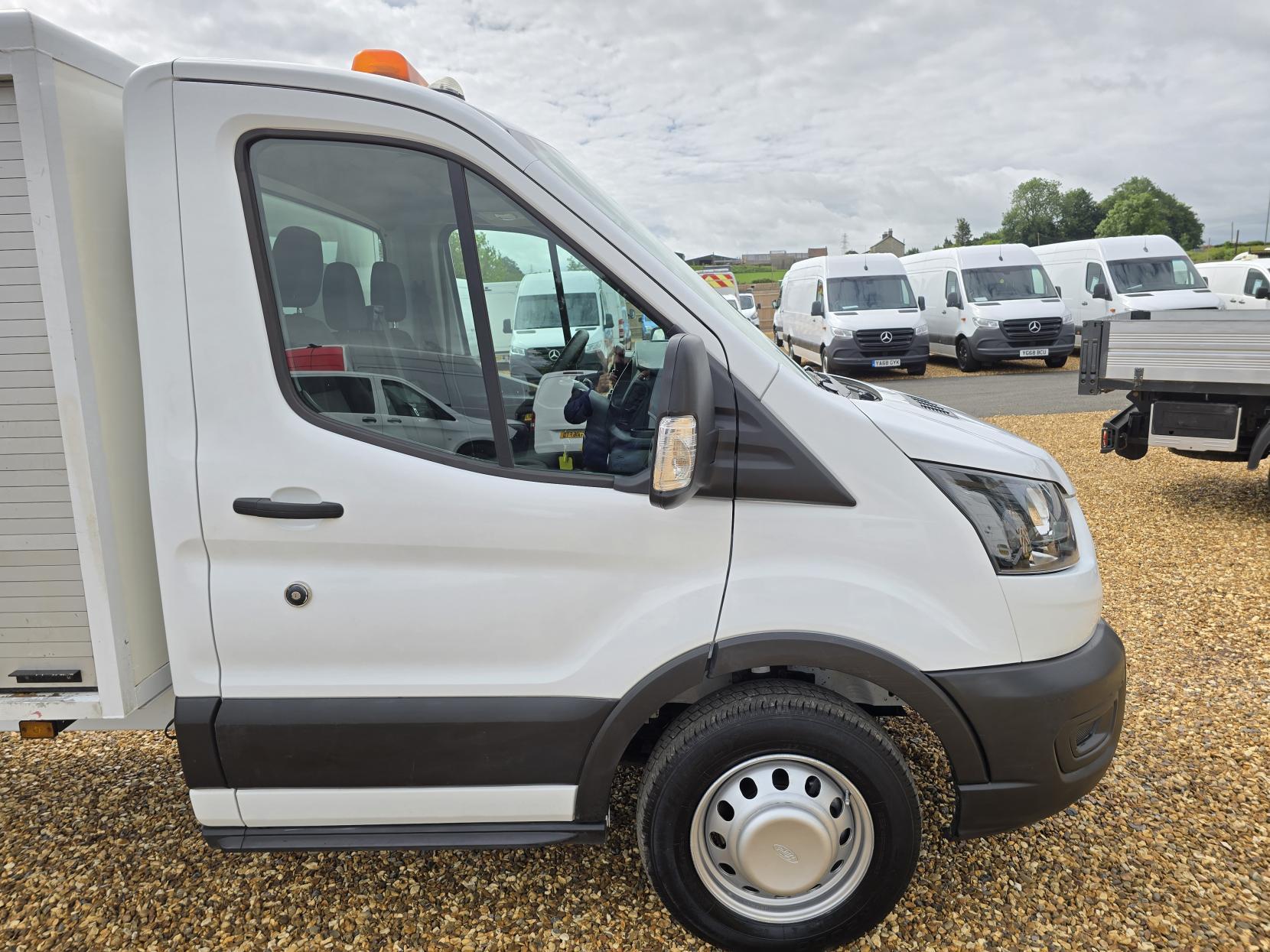 Ford Transit 2.0 350 EcoBlue Leader Tipper 2dr Diesel Manual RWD L3 Euro 6 (s/s) (1-Way, 1-Stop, Tool Pod) (130 ps)