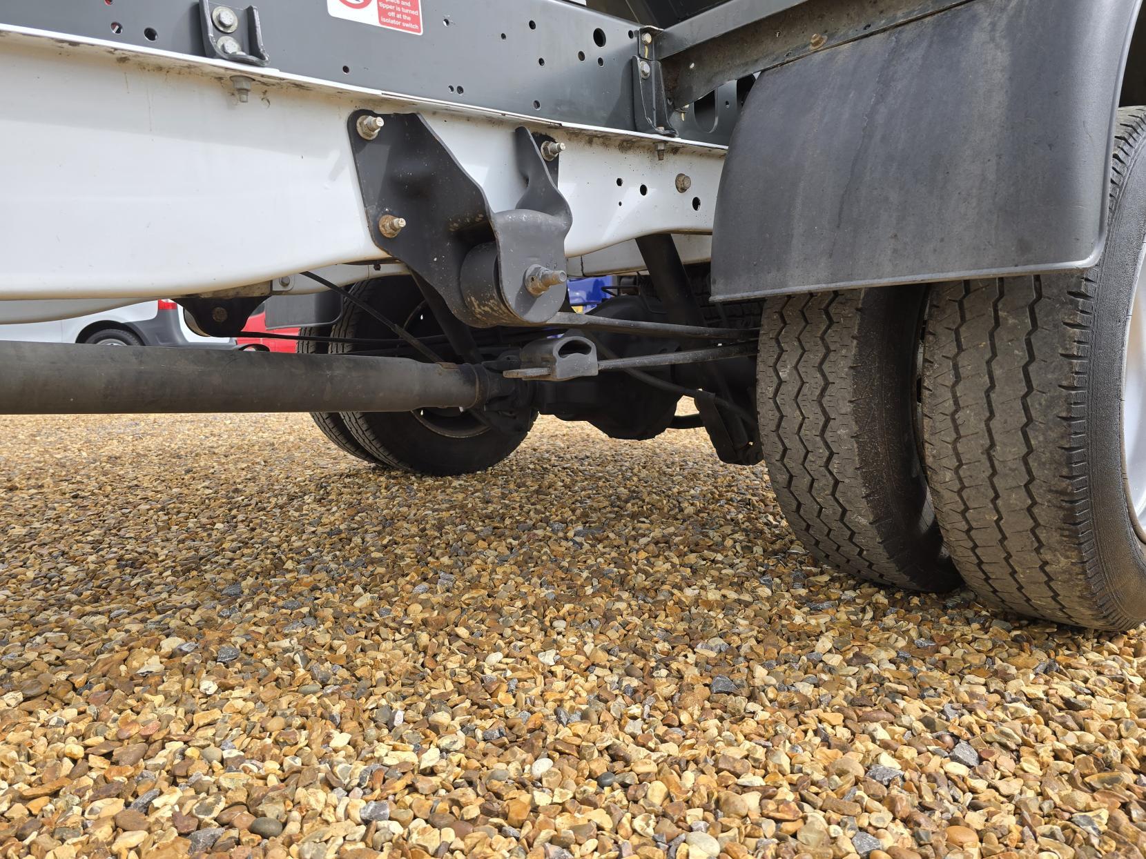 Ford Transit 2.0 350 EcoBlue Leader Tipper 2dr Diesel Manual RWD L3 Euro 6 (s/s) (1-Way, 1-Stop, Tool Pod) (130 ps)