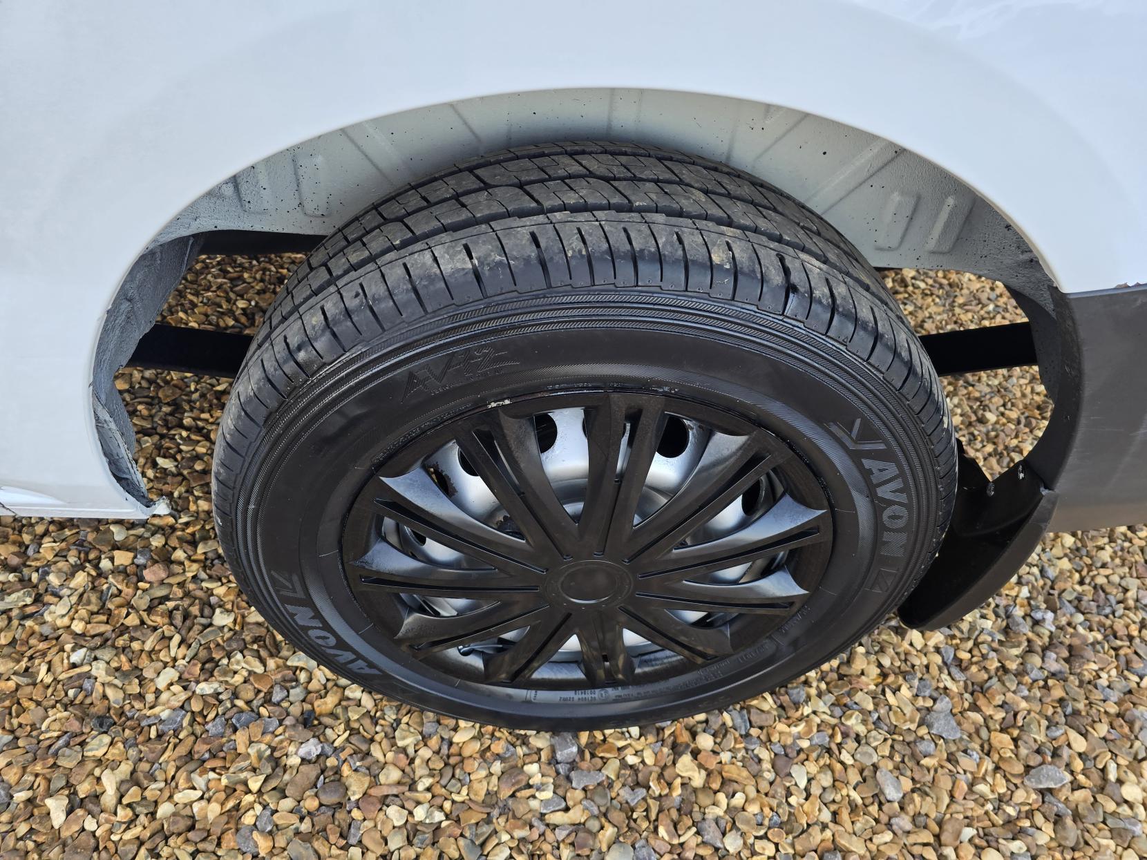 Ford Transit Custom 2.2 TDCi 330 Panel Van 5dr Diesel Manual L2 H1 (197 g/km, 123 bhp)