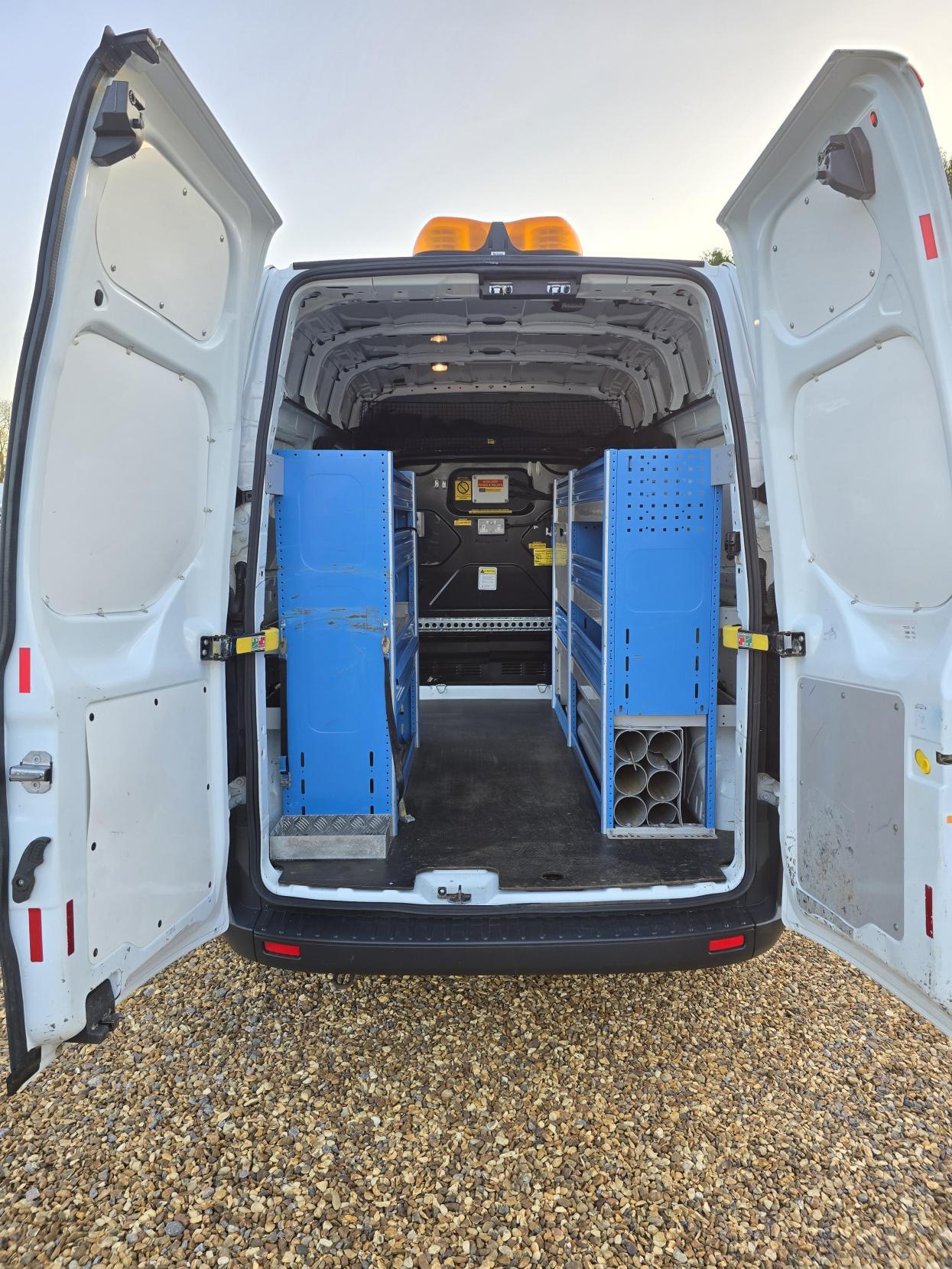Ford Transit Custom 2.2 TDCi 330 Panel Van 5dr Diesel Manual L2 H1 (197 g/km, 123 bhp)