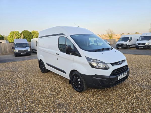 Ford Transit Custom 2.2 TDCi 330 Panel Van 5dr Diesel Manual L2 H1 (197 g/km, 123 bhp)