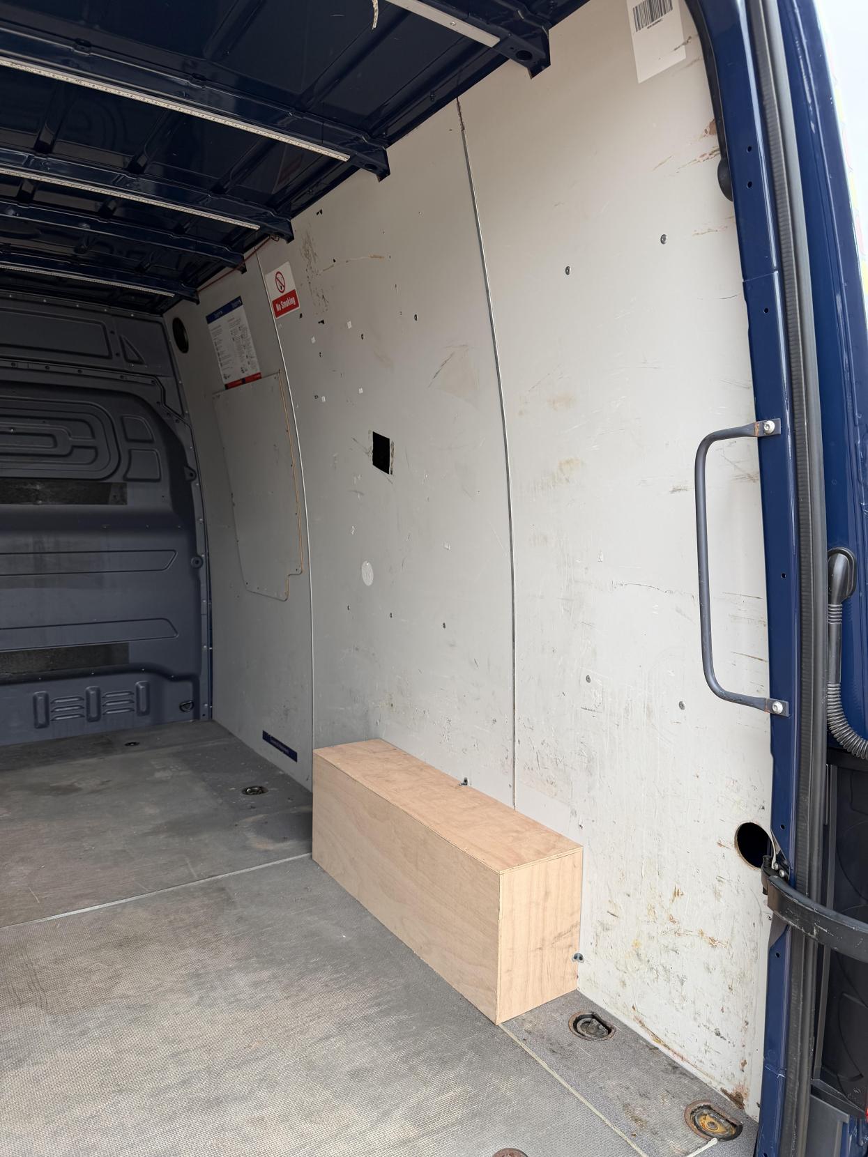 2019 Mercedes-Benz Sprinter 2.1 316 CDI Panel Van 5dr Diesel Manual RWD L2 H2 Euro 6 (163 ps) - Thumbnail 37