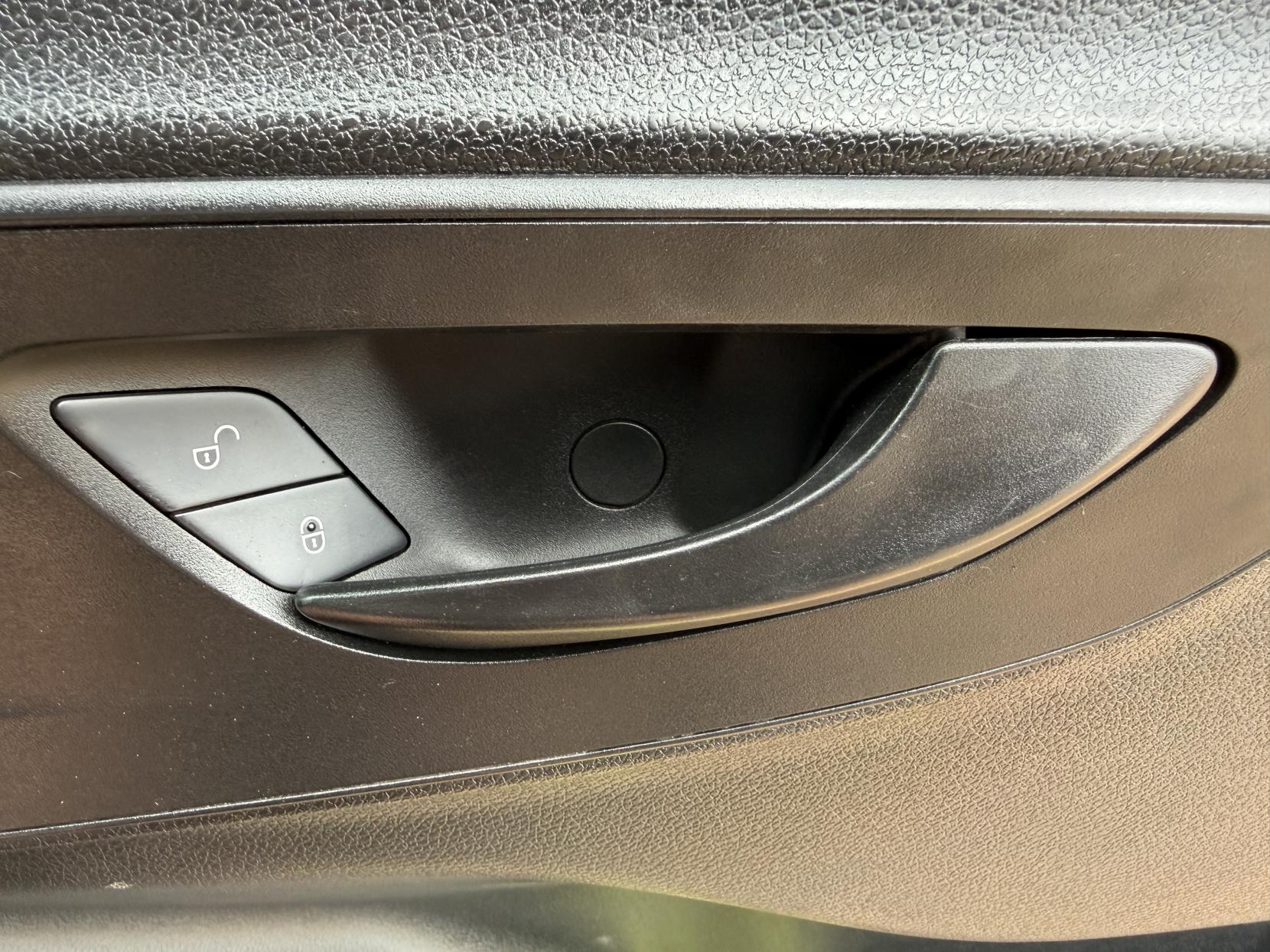 2019 Mercedes-Benz Sprinter 2.1 316 CDI Panel Van 5dr Diesel Manual RWD L2 H2 Euro 6 (163 ps) - Thumbnail 21
