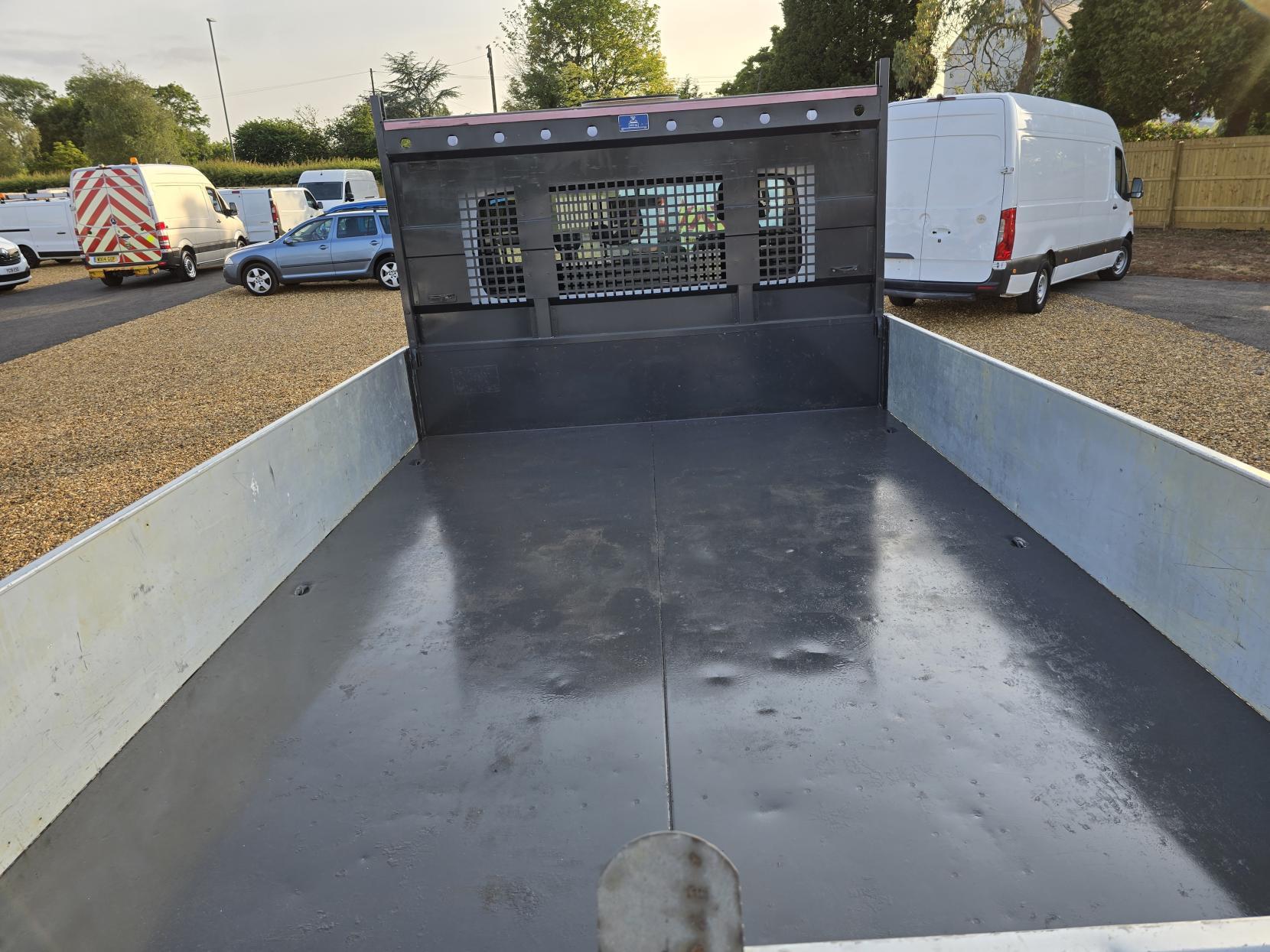 Renault Master 2.3 dCi 35 Business Tipper 2dr Diesel Manual RWD MWB Euro 6 (TRW) (130 ps)