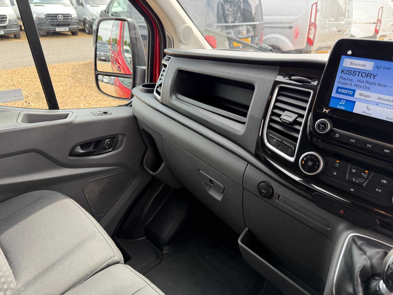 2022 Ford Transit 2.0 350 EcoBlue MHEV Limited Crew Van Double Cab 6dr Diesel Manual RWD L3 H2 Euro 6 (s/s) (130 ps) - Thumbnail 31