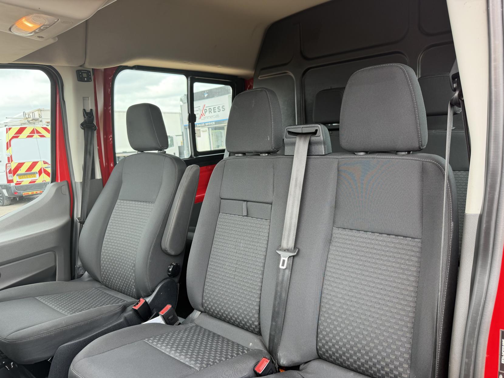 2022 Ford Transit 2.0 350 EcoBlue MHEV Limited Crew Van Double Cab 6dr Diesel Manual RWD L3 H2 Euro 6 (s/s) (130 ps) - Thumbnail 21