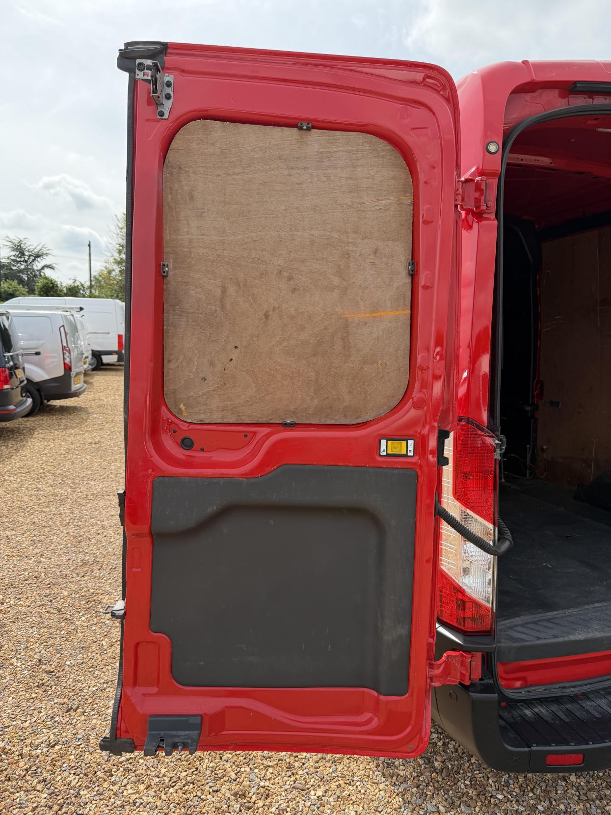 2022 Ford Transit 2.0 350 EcoBlue MHEV Limited Crew Van Double Cab 6dr Diesel Manual RWD L3 H2 Euro 6 (s/s) (130 ps) - Thumbnail 47