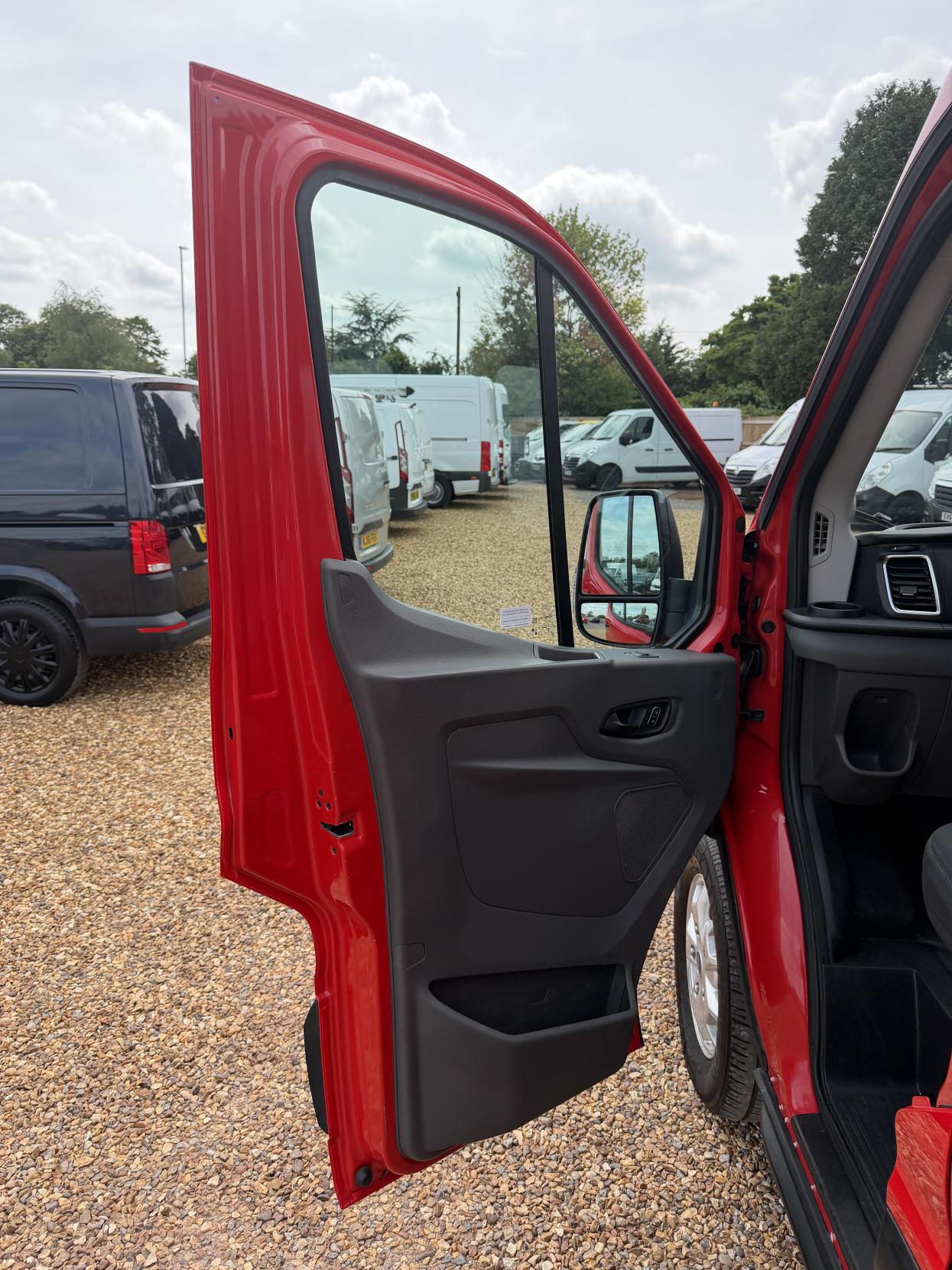 2022 Ford Transit 2.0 350 EcoBlue MHEV Limited Crew Van Double Cab 6dr Diesel Manual RWD L3 H2 Euro 6 (s/s) (130 ps) - Thumbnail 20