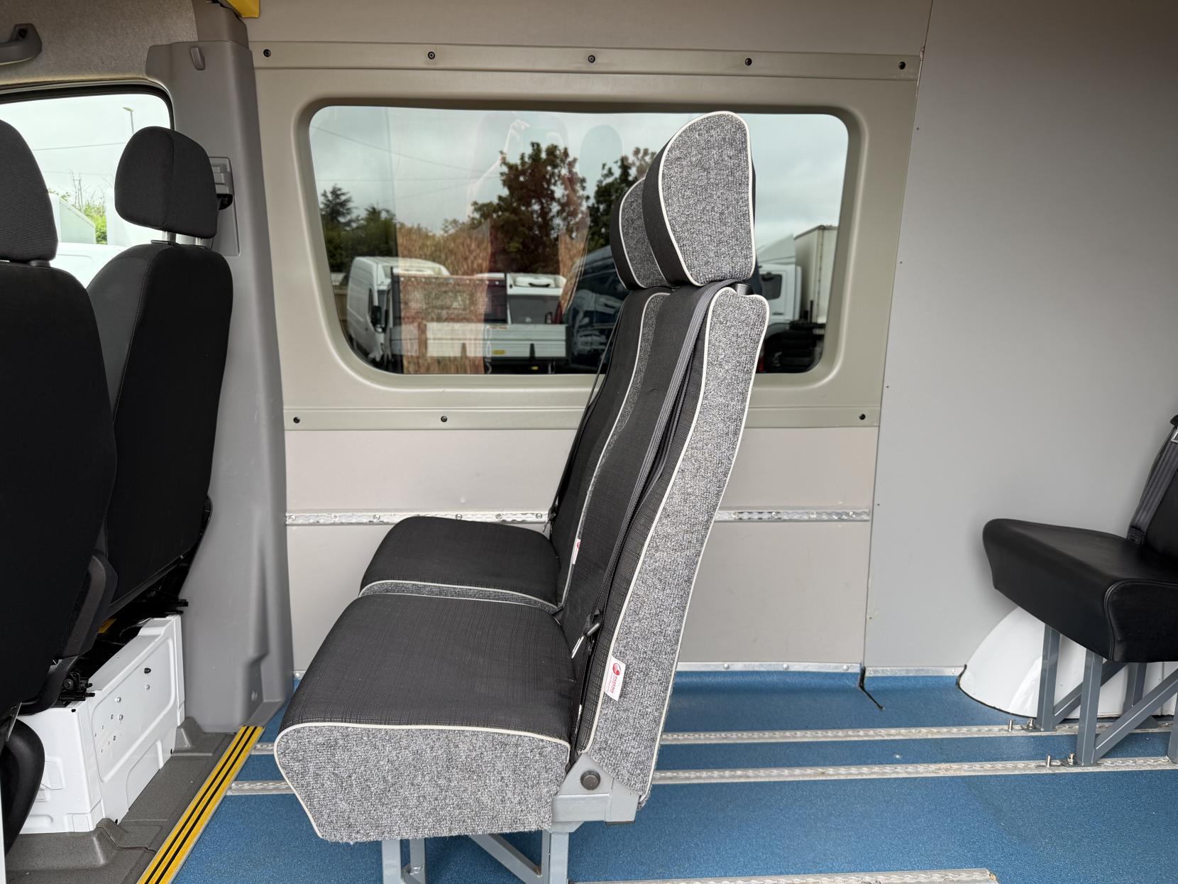2014 Mercedes-Benz Sprinter 2.1 313 CDi Panel Van 4dr Diesel Manual RWD L2 (129 bhp) - Thumbnail 22