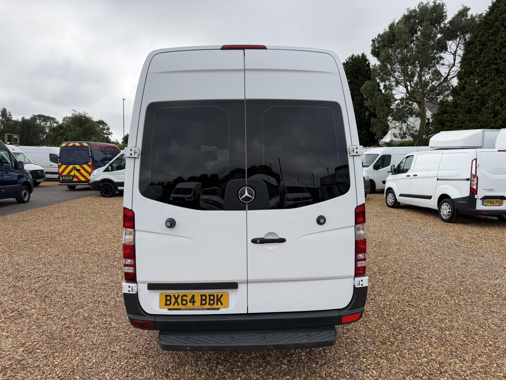 2014 Mercedes-Benz Sprinter 2.1 313 CDi Panel Van 4dr Diesel Manual RWD L2 (129 bhp) - Thumbnail 10