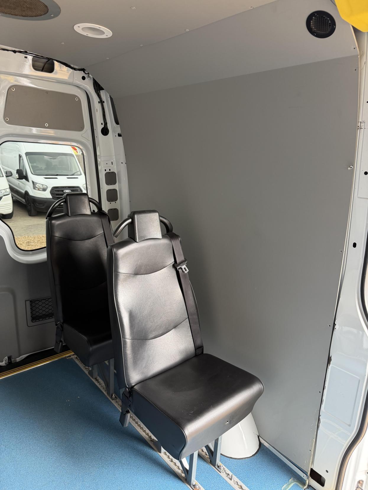 2014 Mercedes-Benz Sprinter 2.1 313 CDi Panel Van 4dr Diesel Manual RWD L2 (129 bhp) - Thumbnail 24