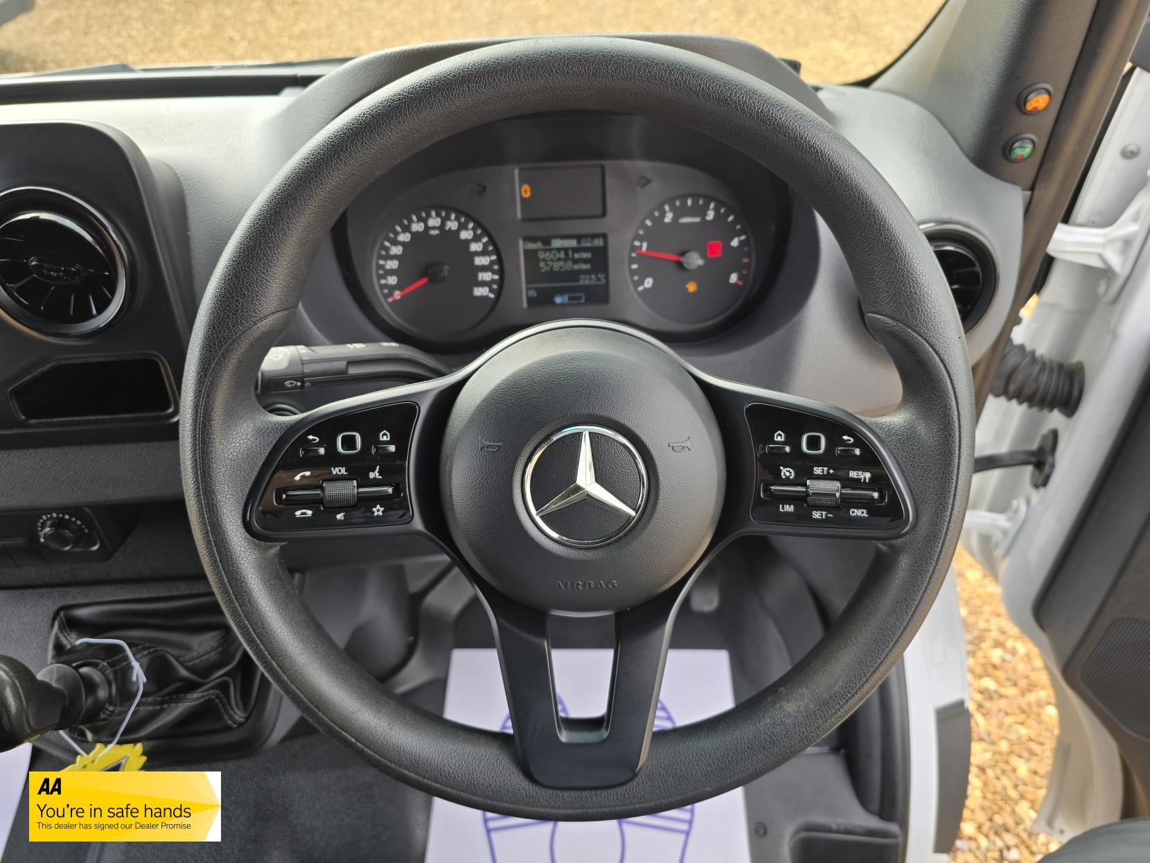 Mercedes-Benz Sprinter 2.1 316 CDI Panel Van 5dr Diesel Manual RWD L2 H2 Euro 6 (163 ps)