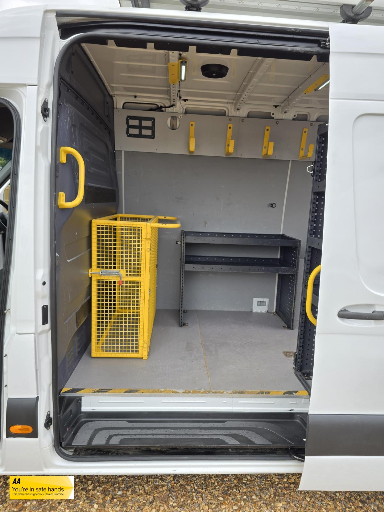 Mercedes-Benz Sprinter 2.1 316 CDI Panel Van 5dr Diesel Manual RWD L2 H2 Euro 6 (163 ps)