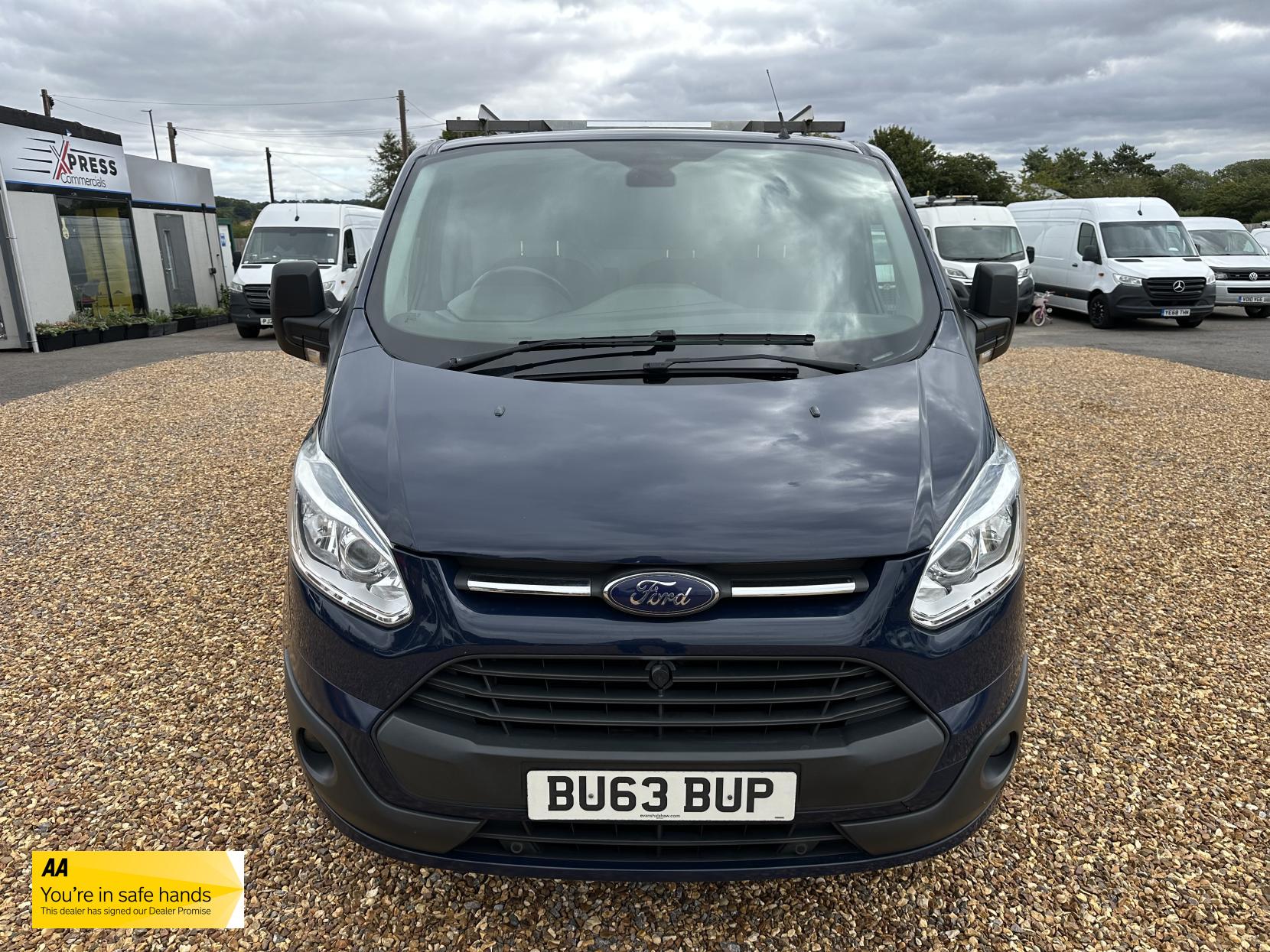 Ford Transit Custom 2.2 TDCi 330 Trend Panel Van 5dr Diesel Manual L2 H1 (197 g/km, 123 bhp)