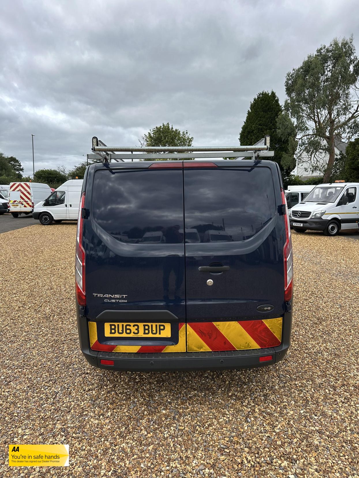 Ford Transit Custom 2.2 TDCi 330 Trend Panel Van 5dr Diesel Manual L2 H1 (197 g/km, 123 bhp)