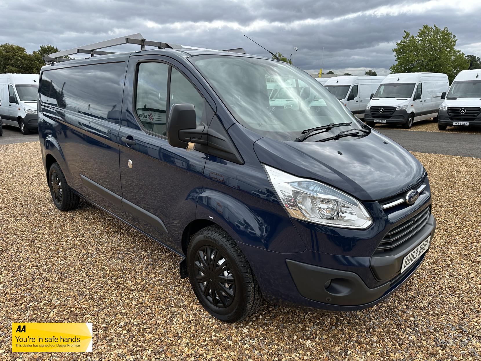Ford Transit Custom 2.2 TDCi 330 Trend Panel Van 5dr Diesel Manual L2 H1 (197 g/km, 123 bhp)