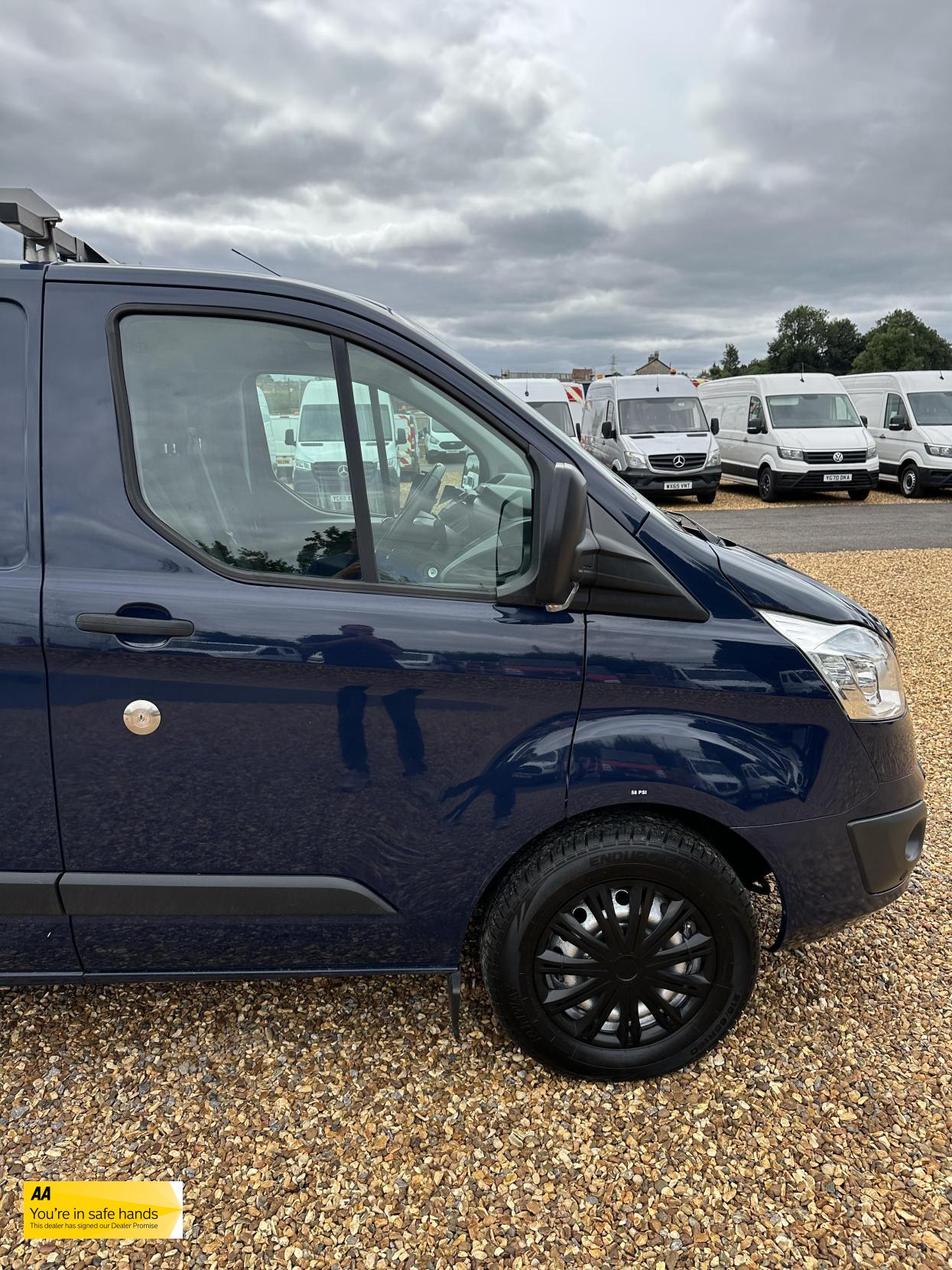Ford Transit Custom 2.2 TDCi 330 Trend Panel Van 5dr Diesel Manual L2 H1 (197 g/km, 123 bhp)