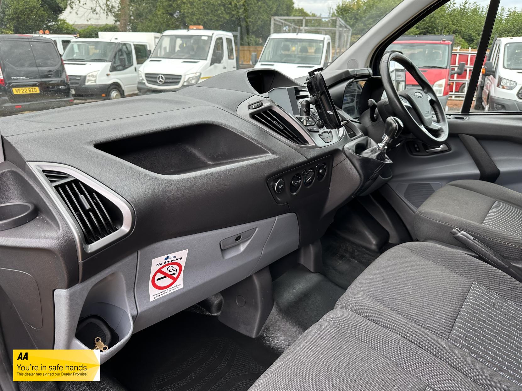 Ford Transit Custom 2.2 TDCi 330 Trend Panel Van 5dr Diesel Manual L2 H1 (197 g/km, 123 bhp)