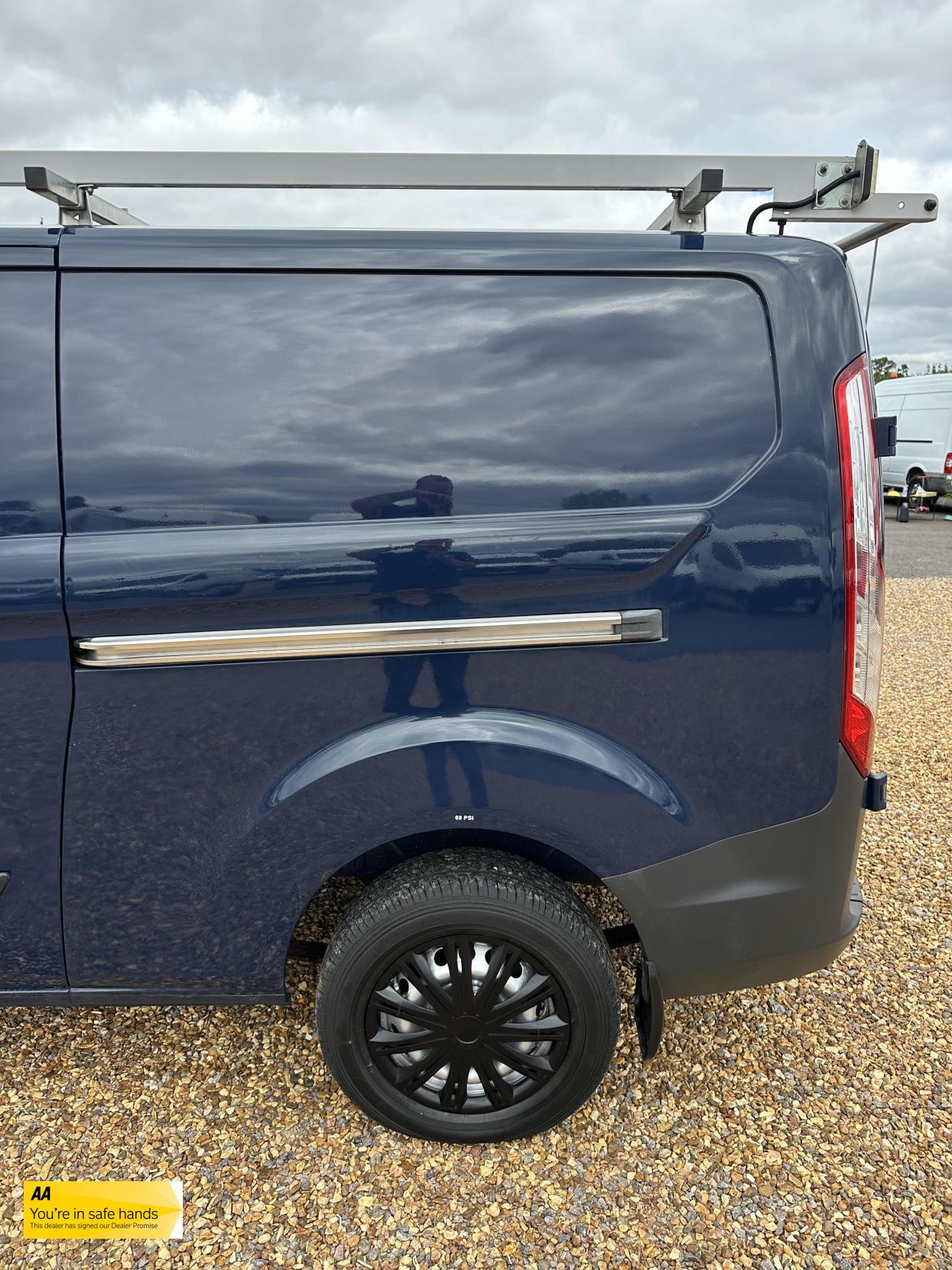 Ford Transit Custom 2.2 TDCi 330 Trend Panel Van 5dr Diesel Manual L2 H1 (197 g/km, 123 bhp)