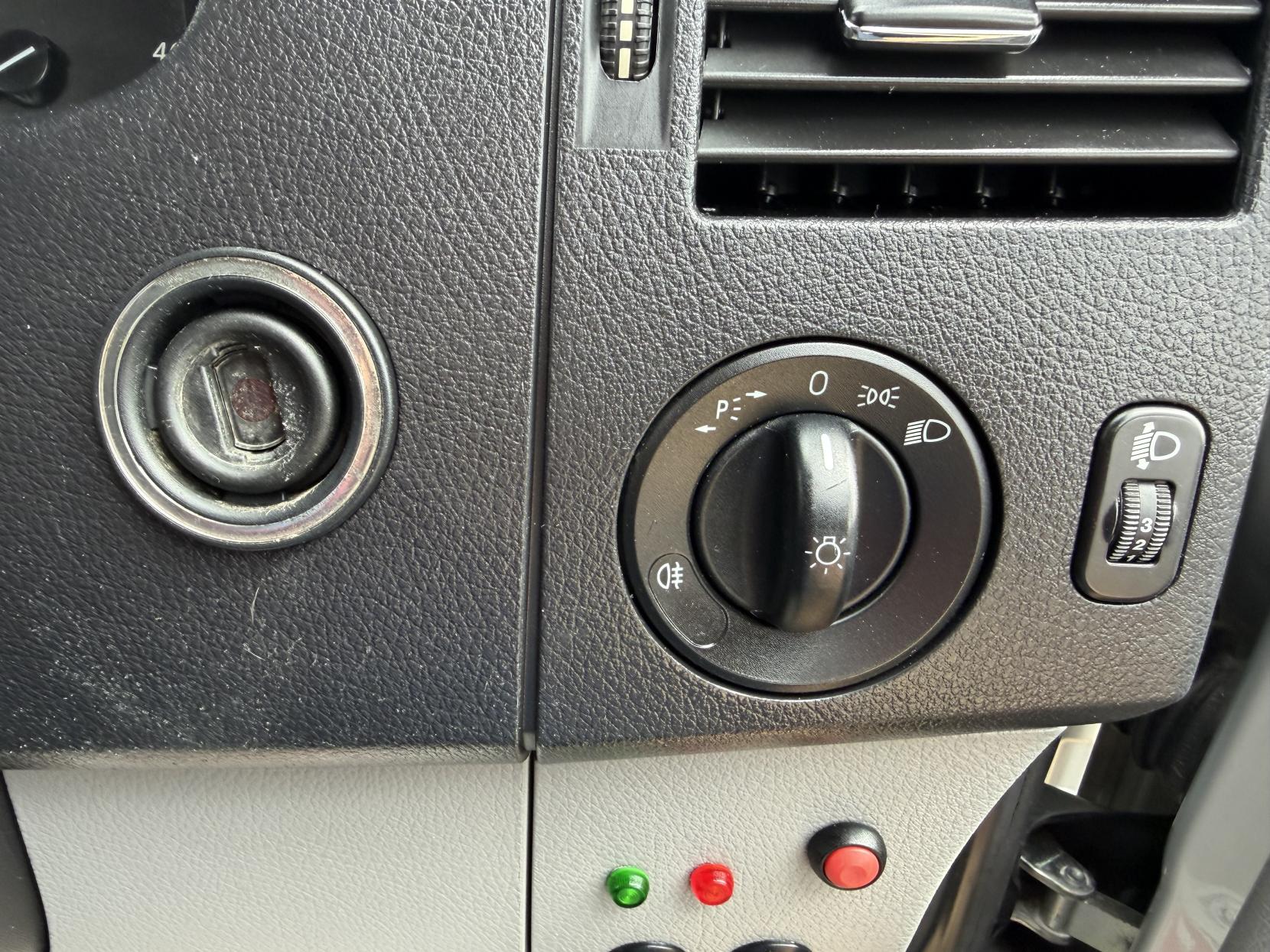 2014 Mercedes-Benz Sprinter 2.1 313 CDi Panel Van 4dr Diesel Manual RWD L1 H3 (222 g/km, 129 bhp) - Thumbnail 24