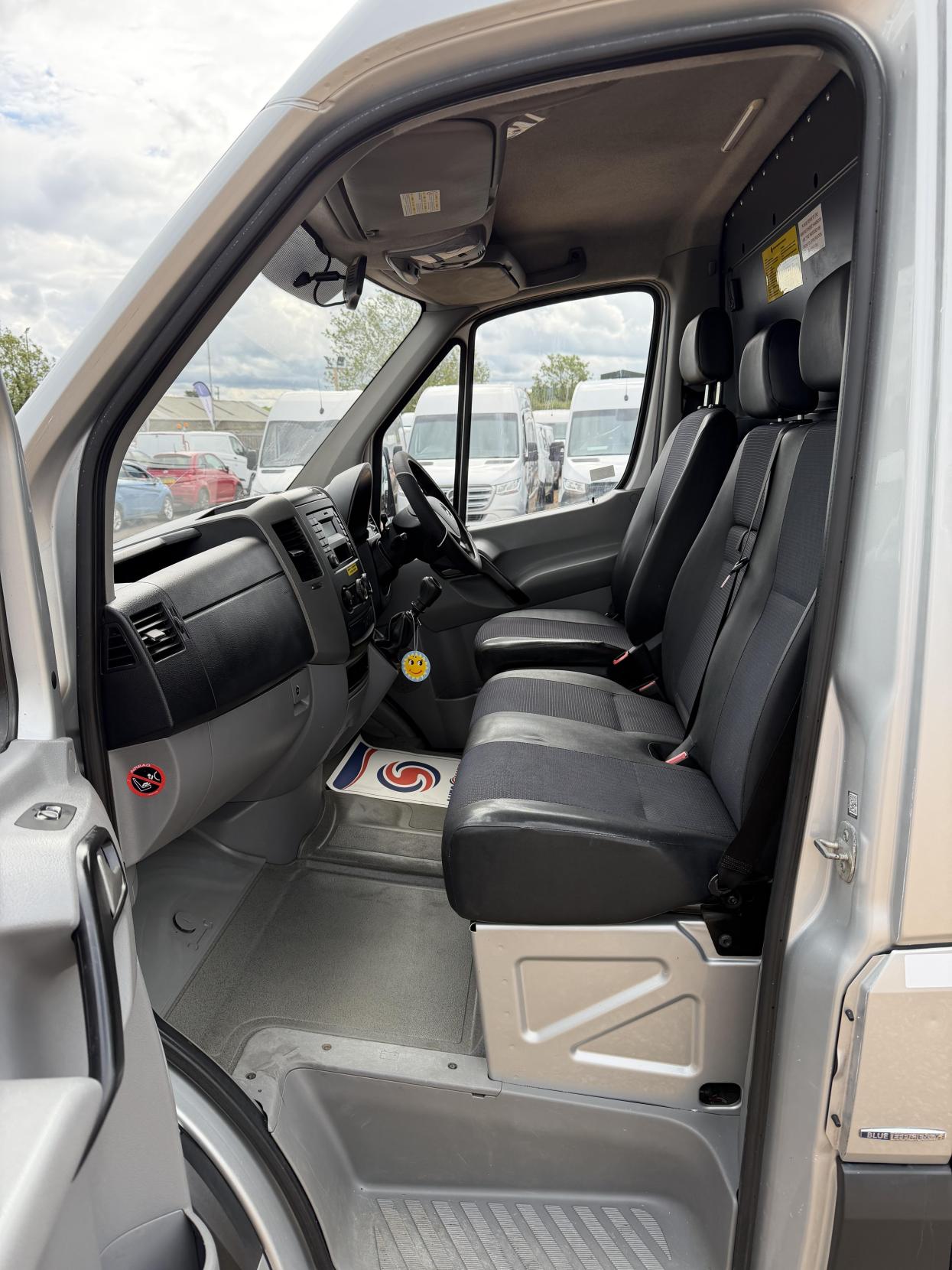 2014 Mercedes-Benz Sprinter 2.1 313 CDi Panel Van 4dr Diesel Manual RWD L1 H3 (222 g/km, 129 bhp) - Thumbnail 20