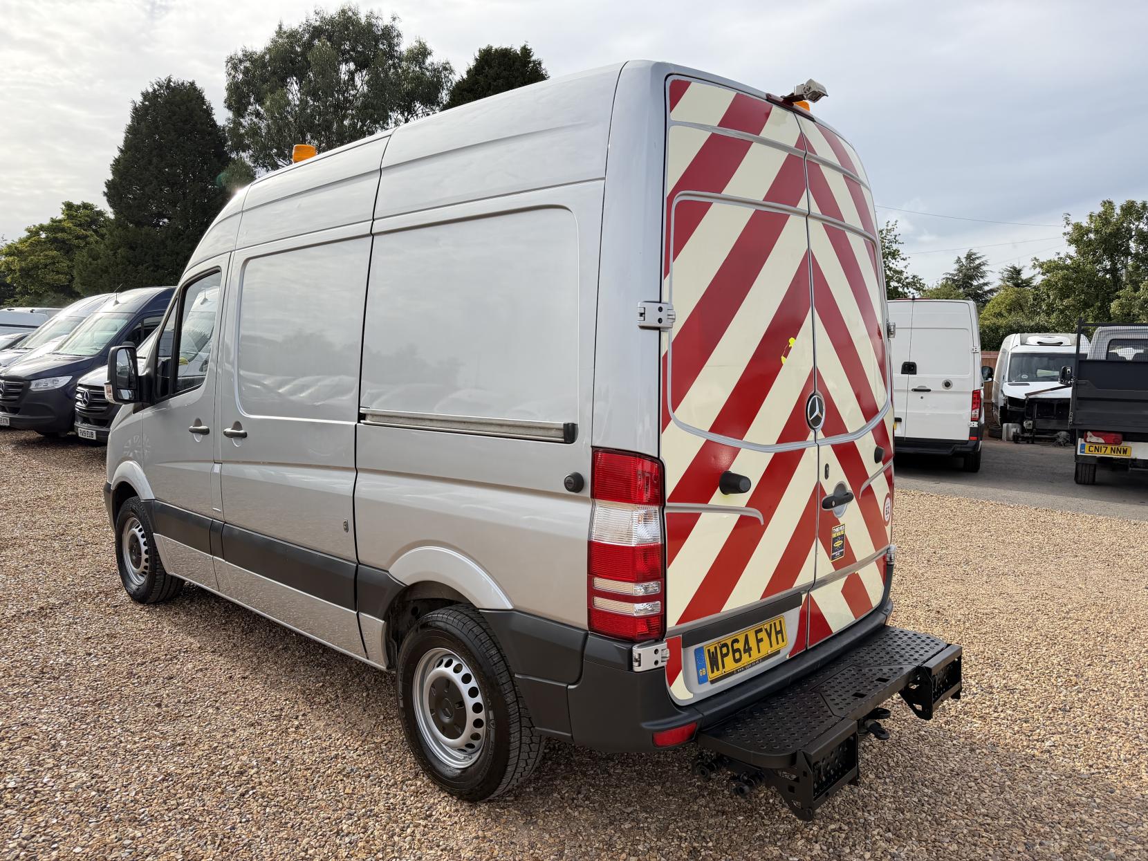 2014 Mercedes-Benz Sprinter 2.1 313 CDi Panel Van 4dr Diesel Manual RWD L1 H3 (222 g/km, 129 bhp) - Thumbnail 12