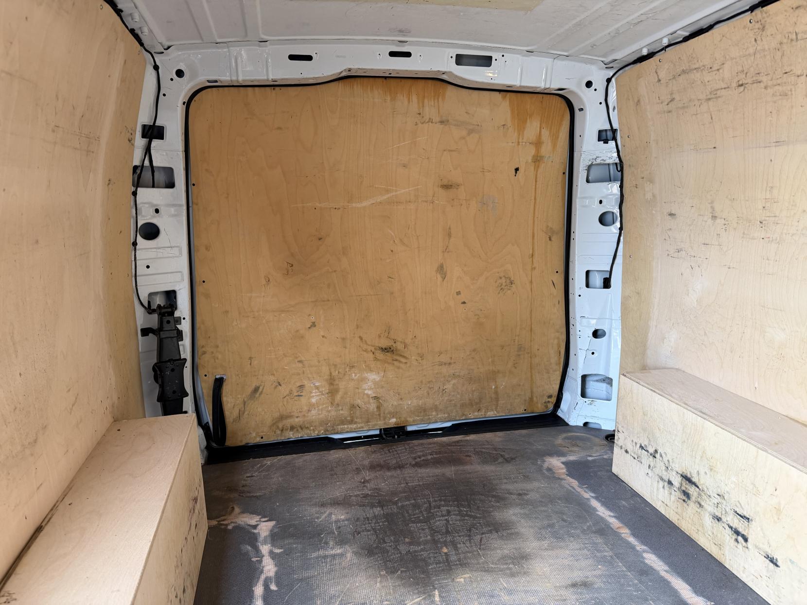 Mercedes-Benz Vito 2.1 114 CDI Pure Panel Van 5dr Diesel Manual RWD L3 Euro 6 (s/s) (136 ps)