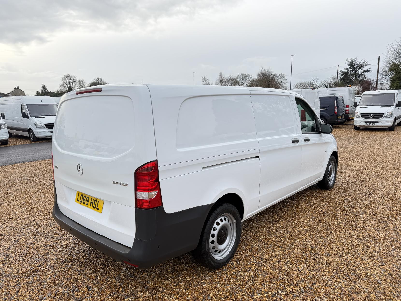 Mercedes-Benz Vito 2.1 114 CDI Pure Panel Van 5dr Diesel Manual RWD L3 Euro 6 (s/s) (136 ps)