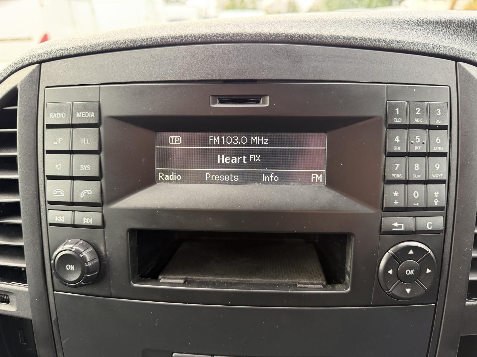 Mercedes-Benz Vito 2.1 114 CDI Pure Panel Van 5dr Diesel Manual RWD L3 Euro 6 (s/s) (136 ps)