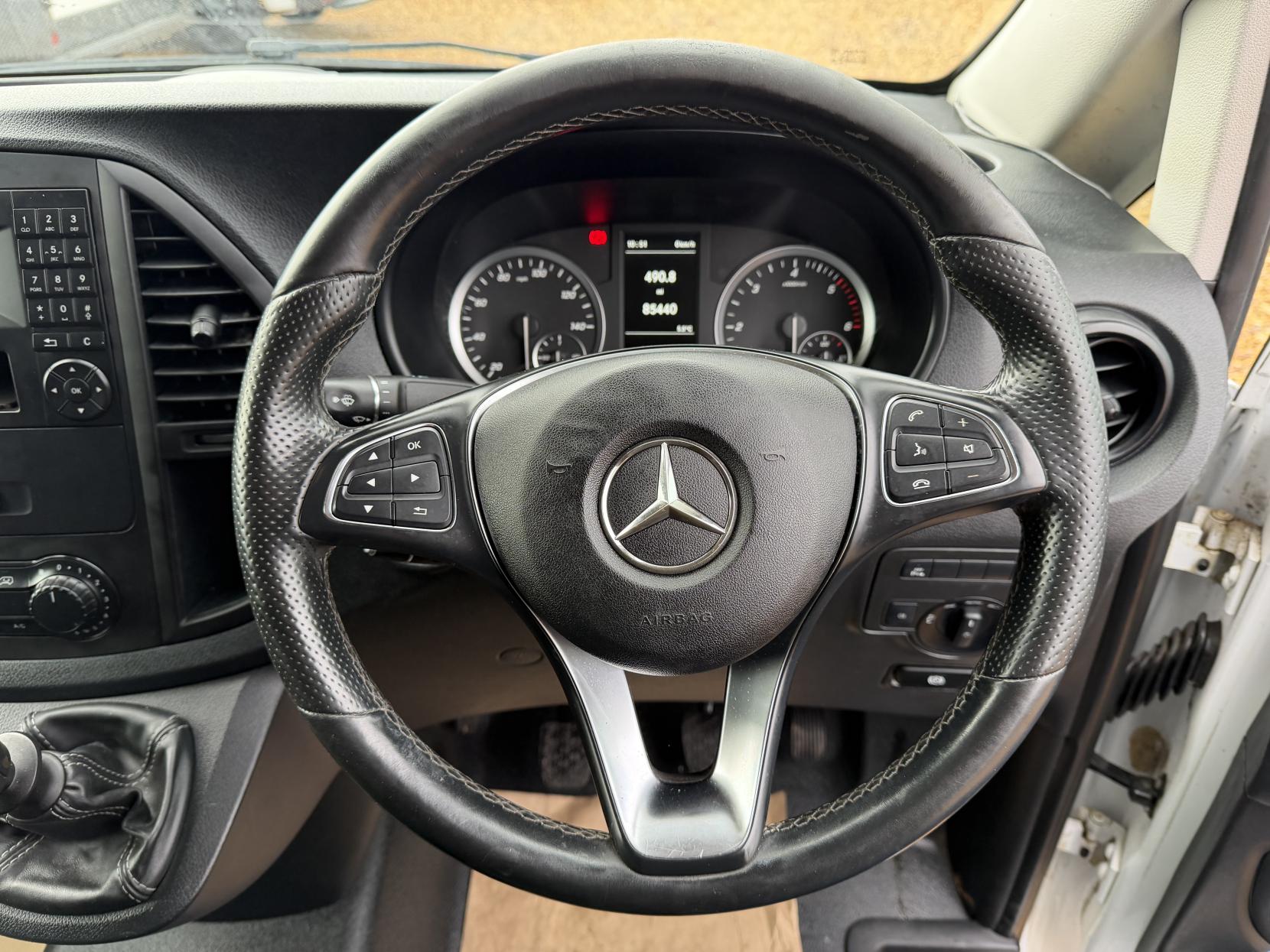 Mercedes-Benz Vito 2.1 114 CDI Pure Panel Van 5dr Diesel Manual RWD L3 Euro 6 (s/s) (136 ps)