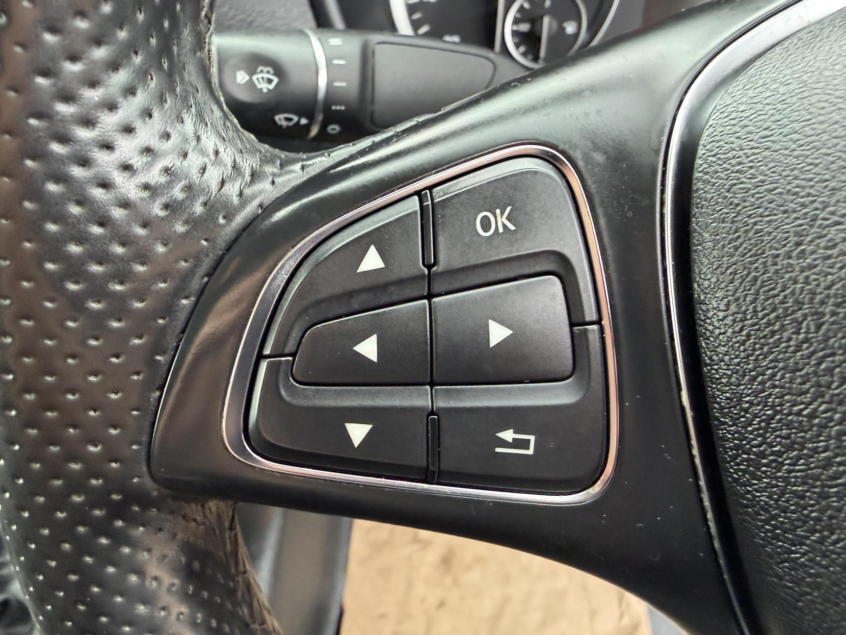 Mercedes-Benz Vito 2.1 114 CDI Pure Panel Van 5dr Diesel Manual RWD L3 Euro 6 (s/s) (136 ps)