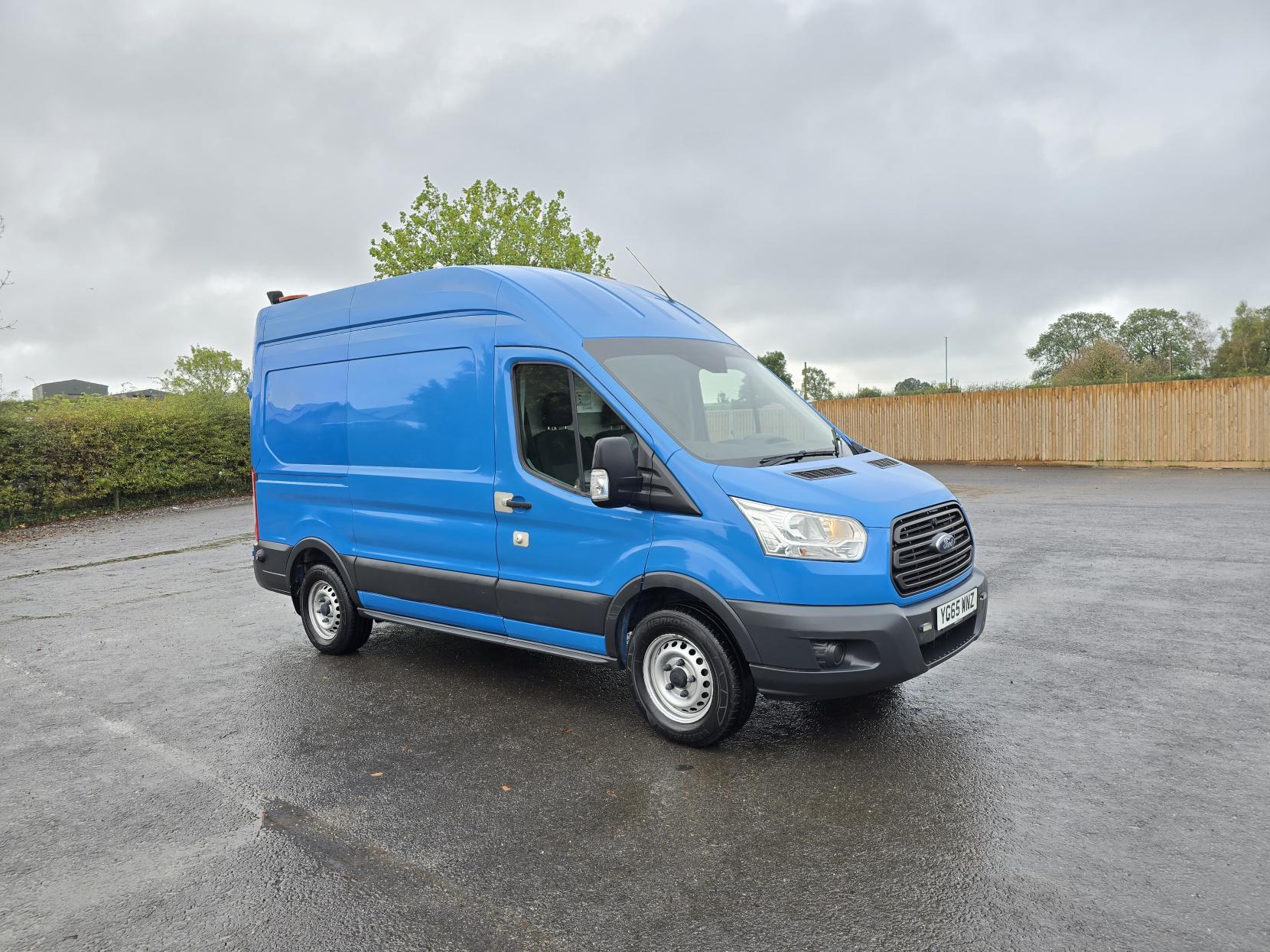 Ford Transit 2.0 350 EcoBlue Panel Van 5dr Diesel Manual RWD L2 H3 Euro 6 (170 ps)