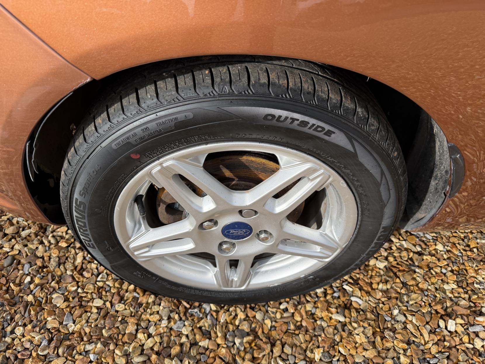 Ford Fiesta 1.0T EcoBoost Zetec Hatchback 5dr Petrol Manual Euro 5 (s/s) (100 ps)