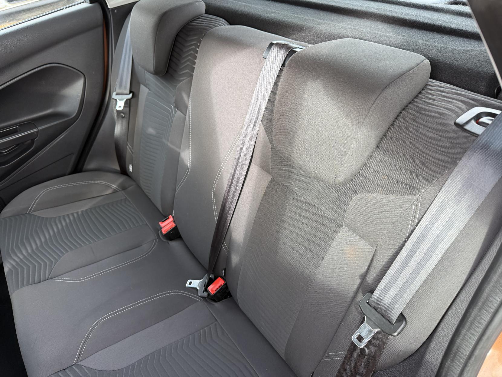 Ford Fiesta 1.0T EcoBoost Zetec Hatchback 5dr Petrol Manual Euro 5 (s/s) (100 ps)