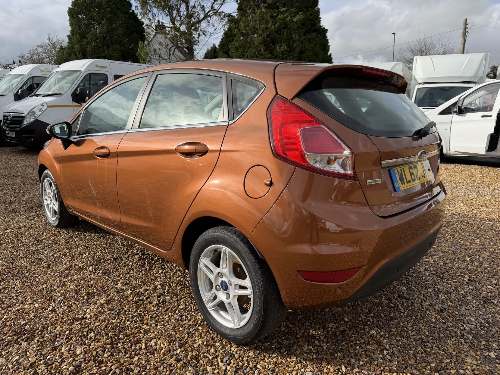 Ford Fiesta 1.0T EcoBoost Zetec Hatchback 5dr Petrol Manual Euro 5 (s/s) (100 ps)