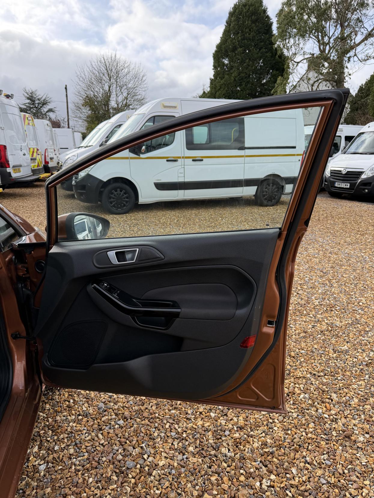 Ford Fiesta 1.0T EcoBoost Zetec Hatchback 5dr Petrol Manual Euro 5 (s/s) (100 ps)