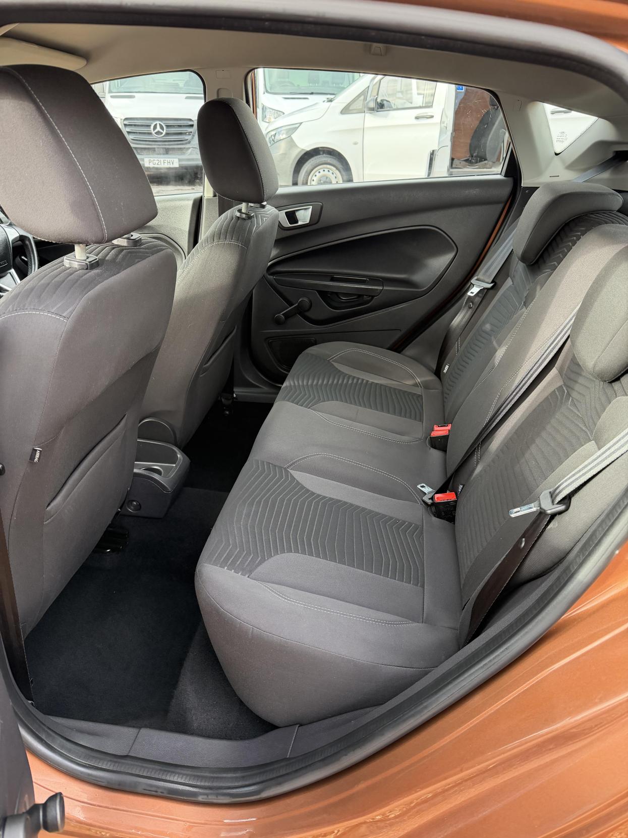 Ford Fiesta 1.0T EcoBoost Zetec Hatchback 5dr Petrol Manual Euro 5 (s/s) (100 ps)